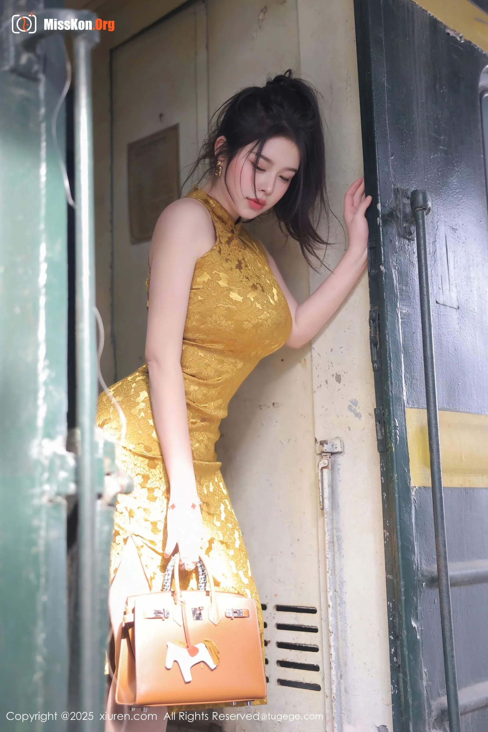 Lin Ruofan F - Photo 18