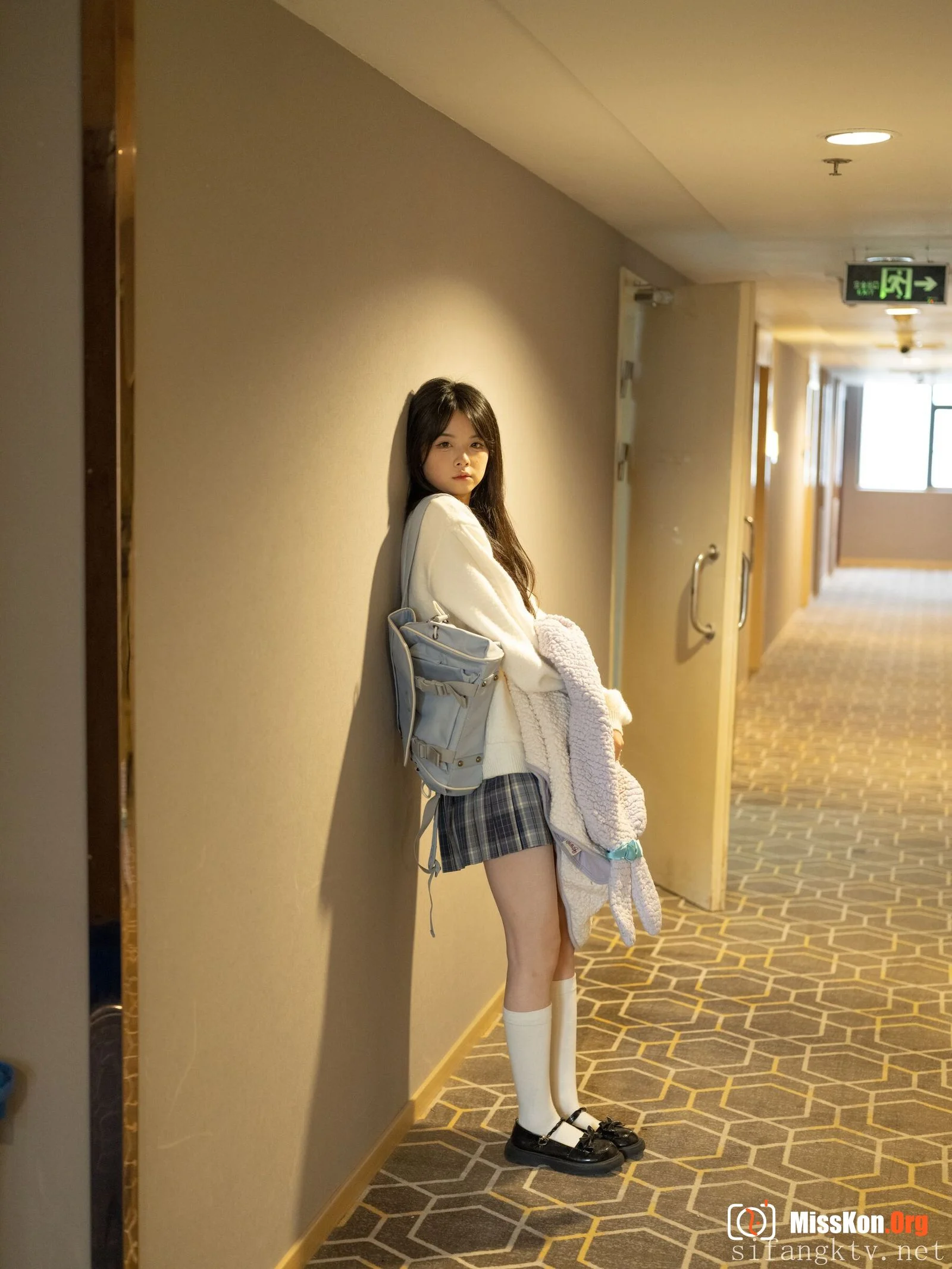 Lin Shuci: Maid bondage - Photo 10