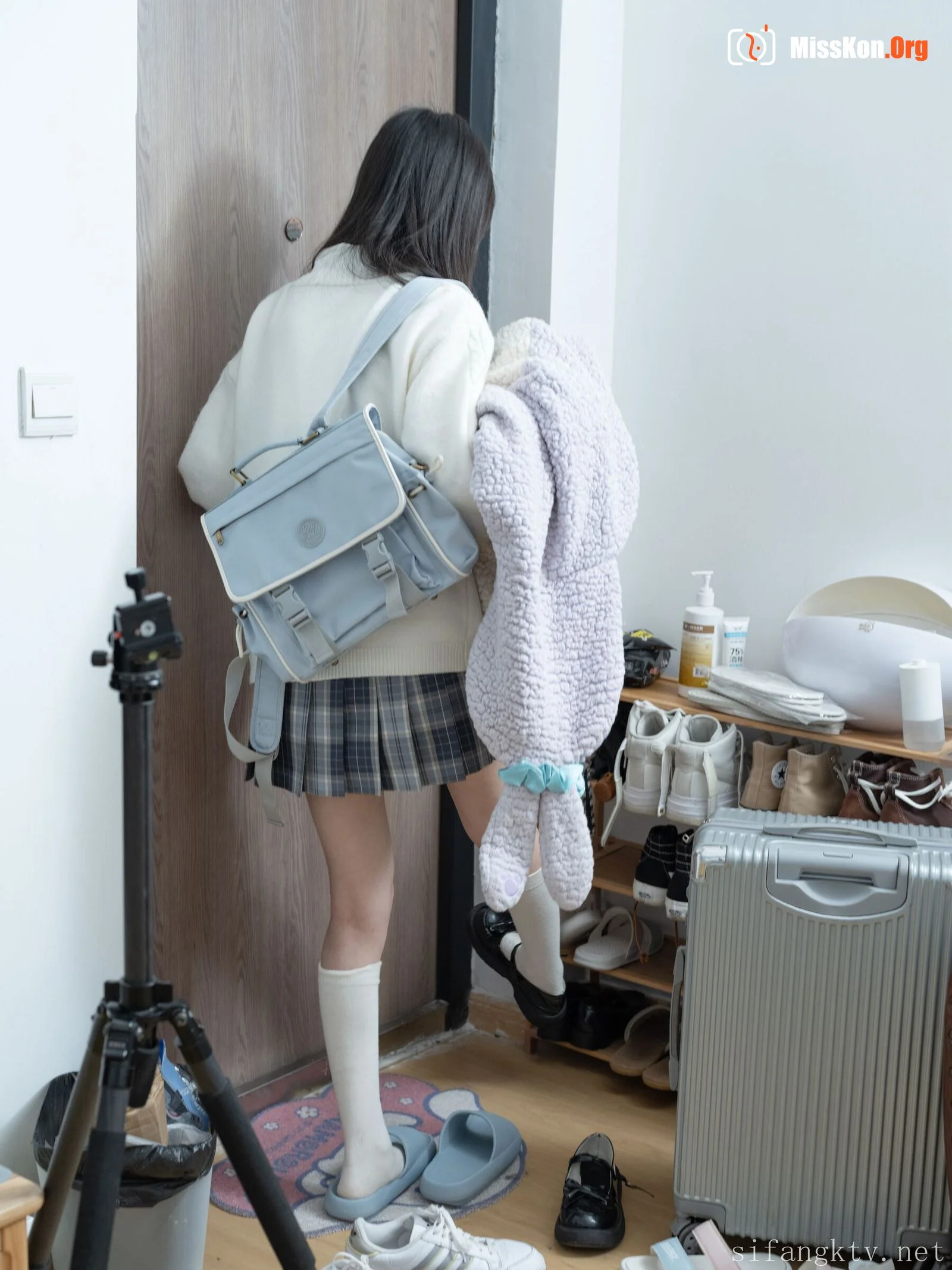 Lin Shuci: Maid bondage - Photo 16