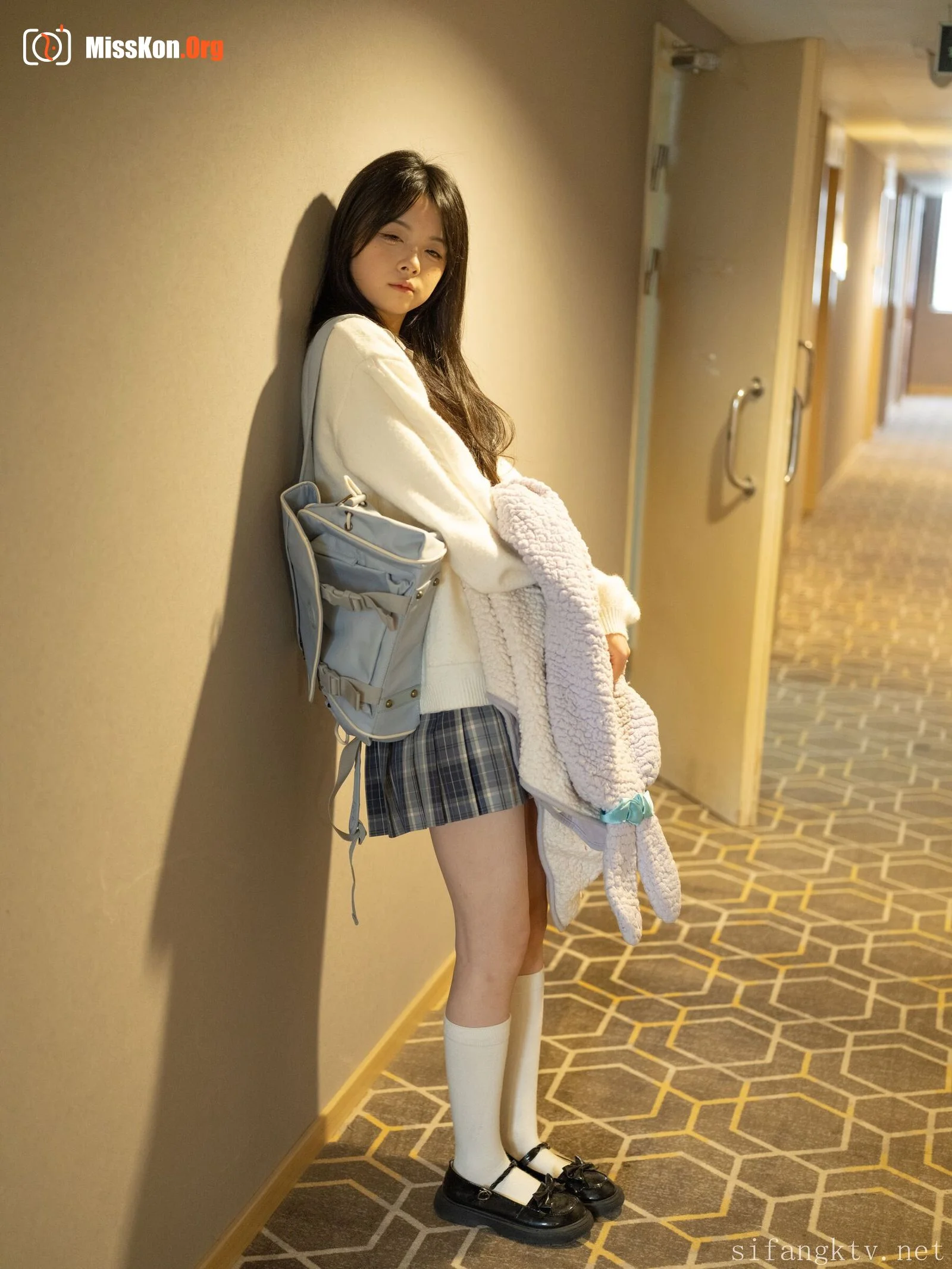 Lin Shuci: Maid bondage - Photo 9