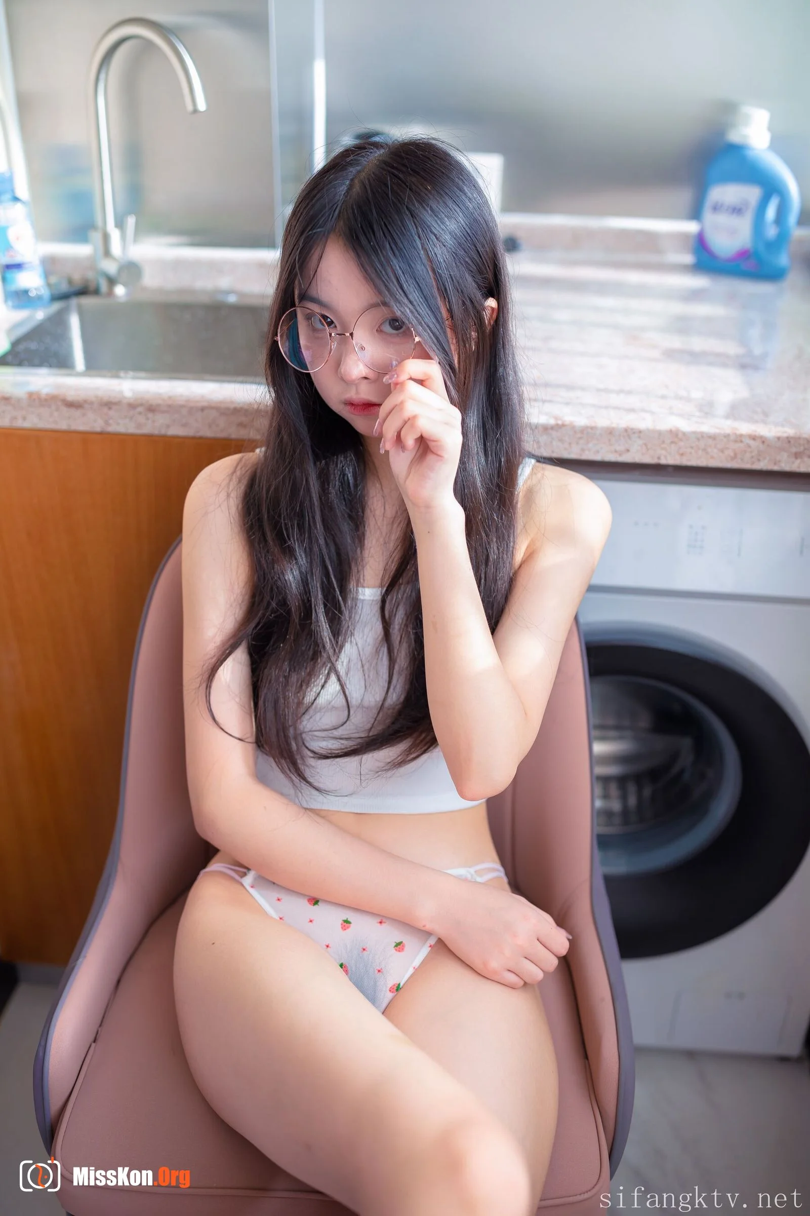 Lin Shuci: Transparent underwear - Photo 10