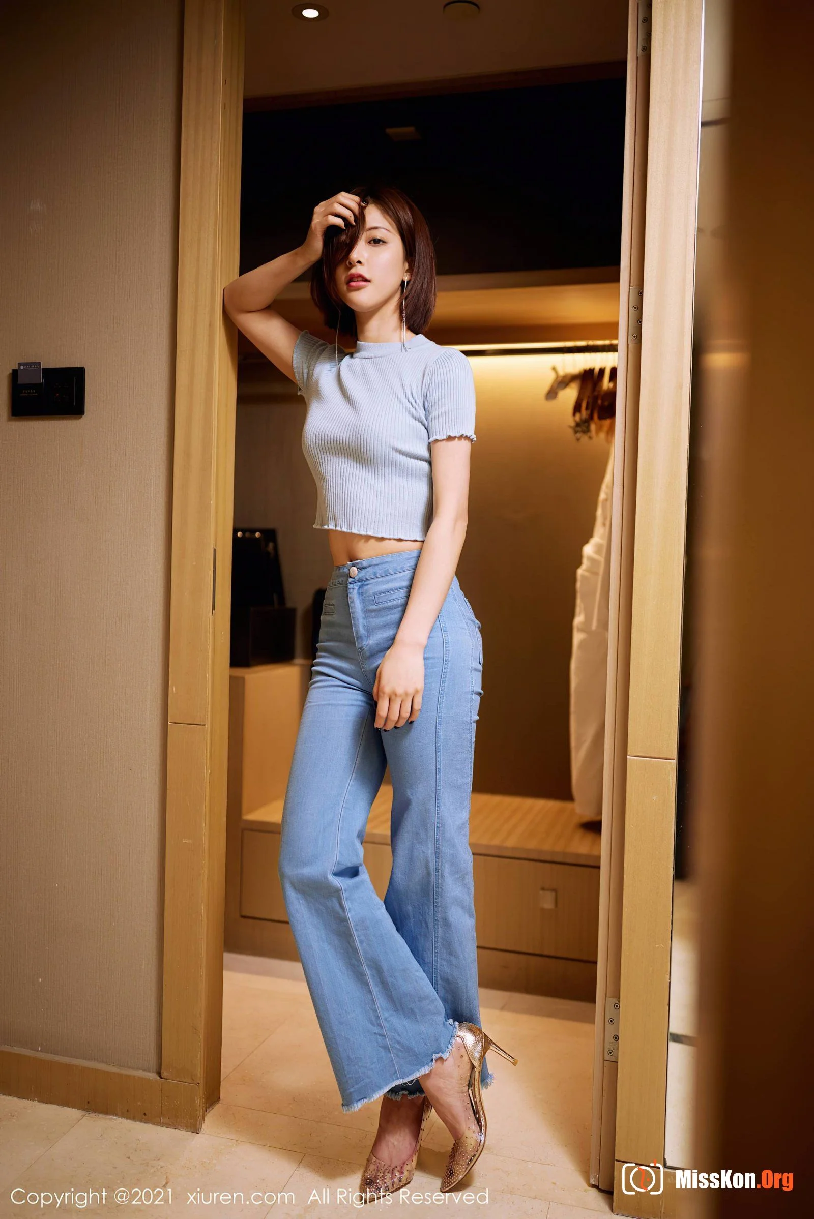 Lin Wenwen - Photo 6