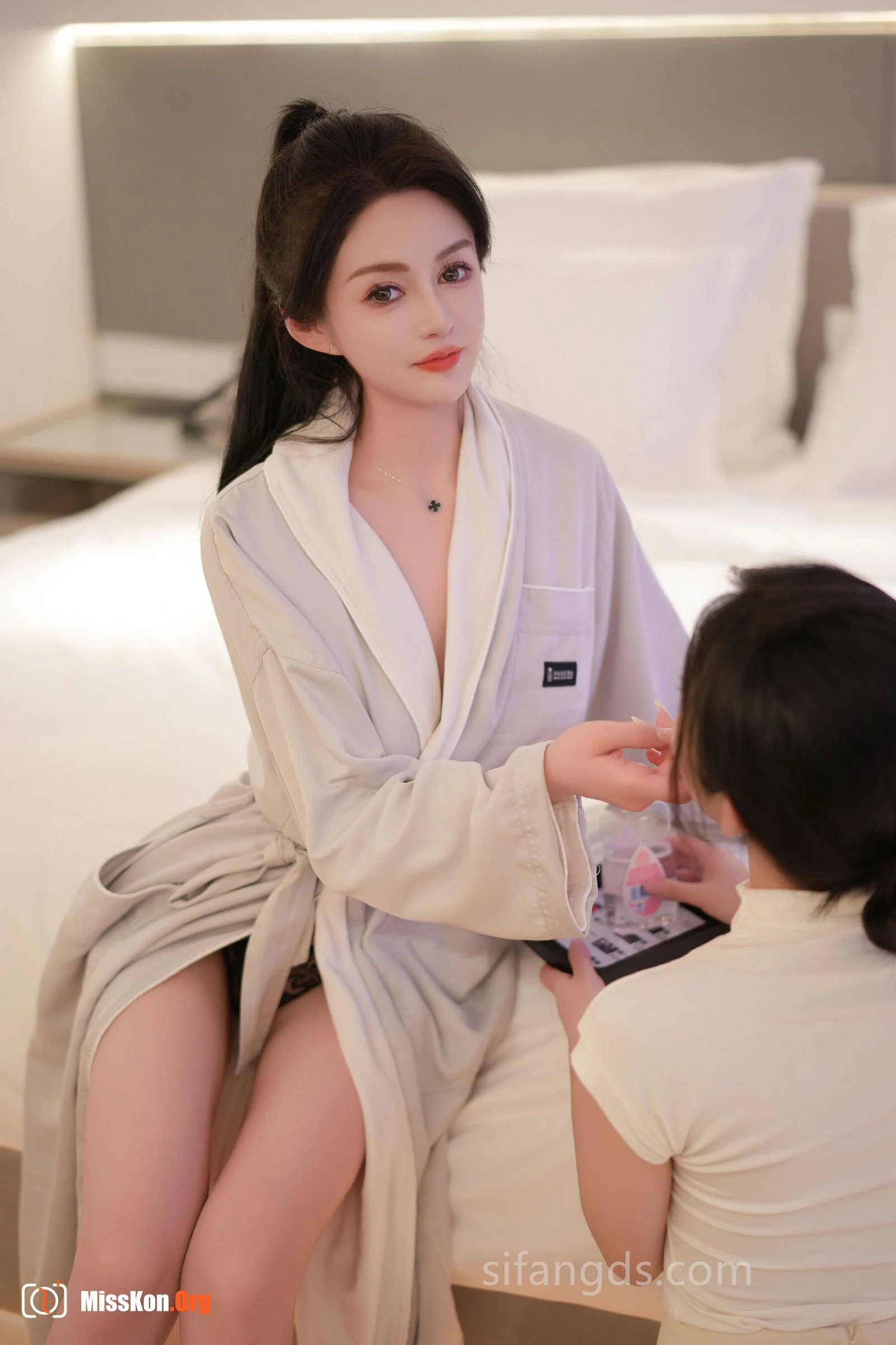 Lin Youyi & Tan Xiaoling: Internal leakage - Photo 15