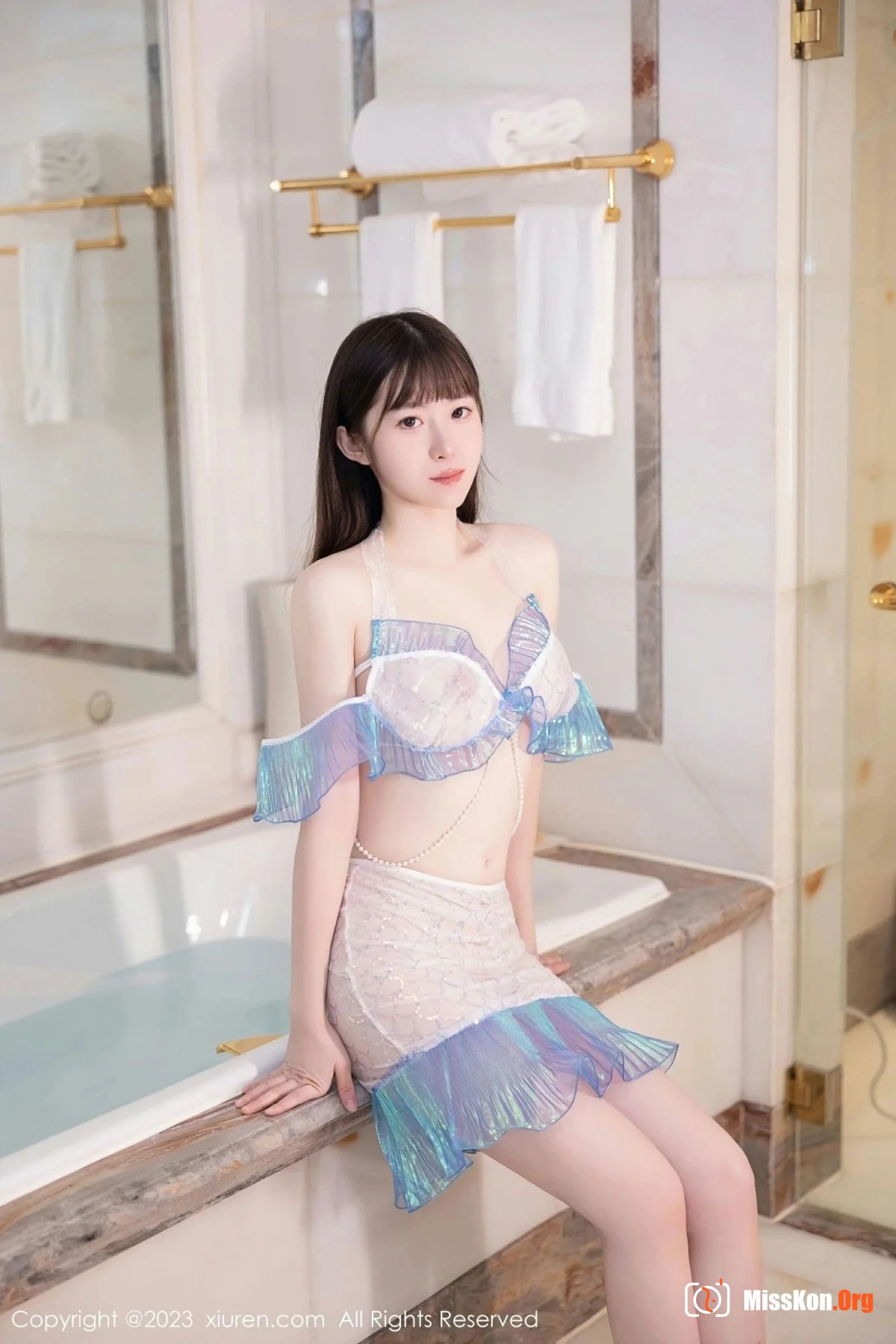 Lin Youyou - Photo 4