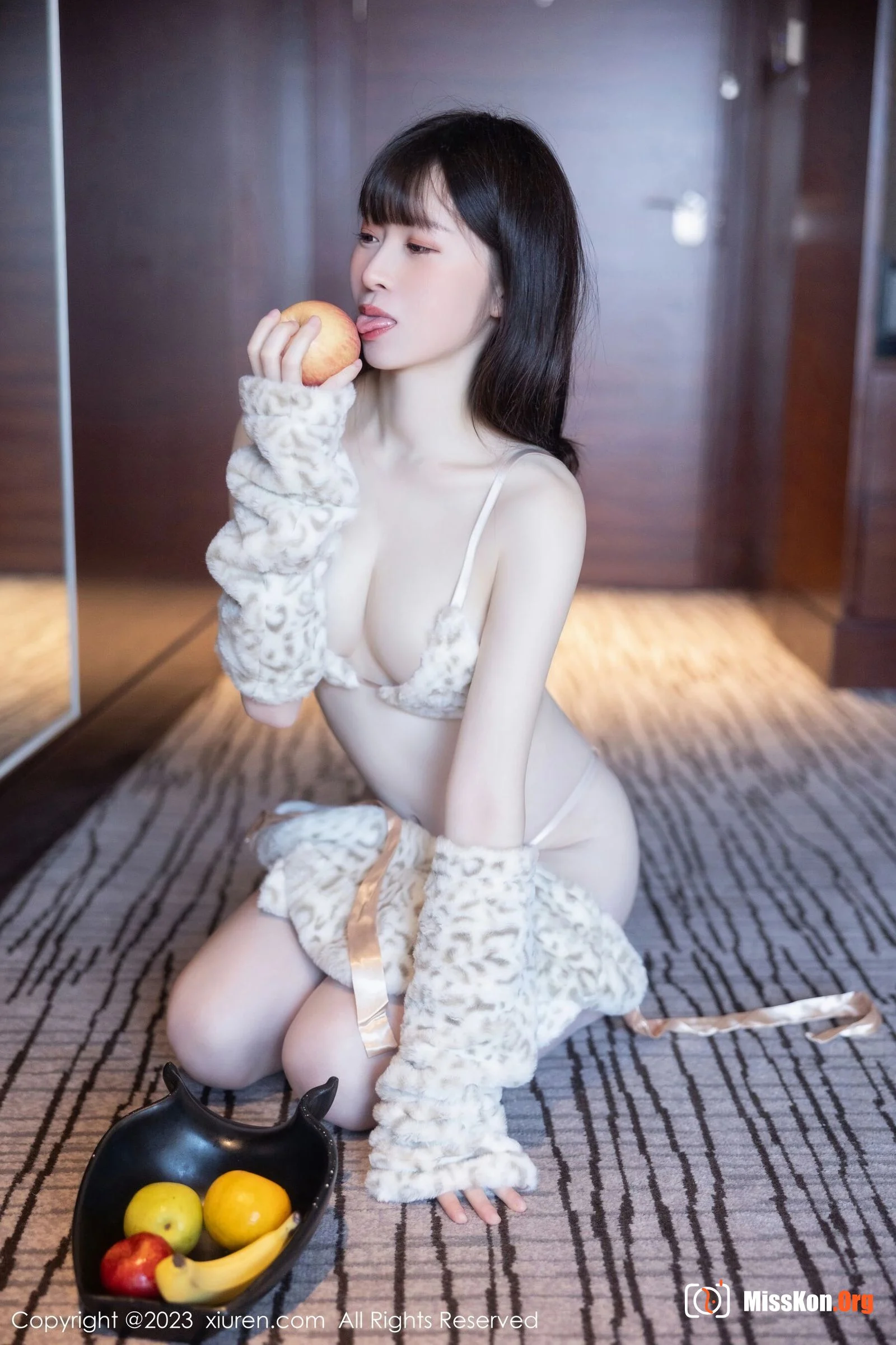 Lin Youyou - Photo 13