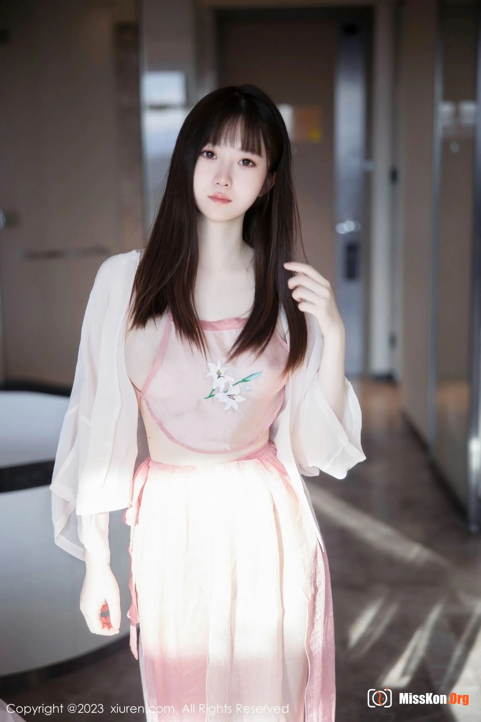 Lin Youyou - Photo 2