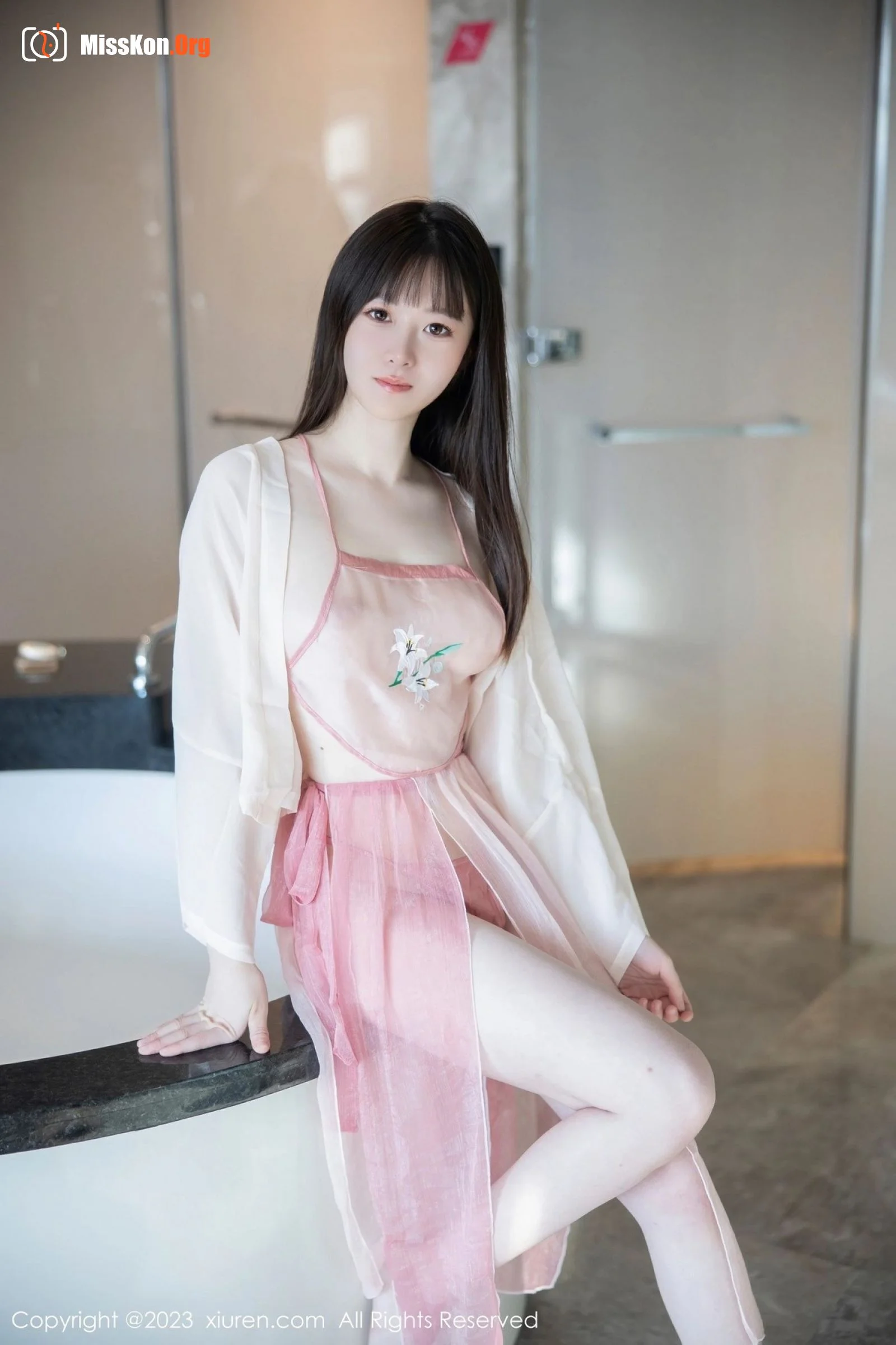 Lin Youyou - Photo 8