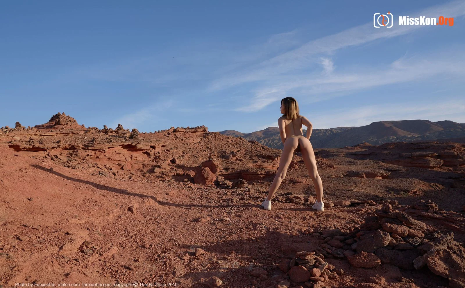 Lin Yunjiao: Red rock beauty (2019-09-26) - Photo 11