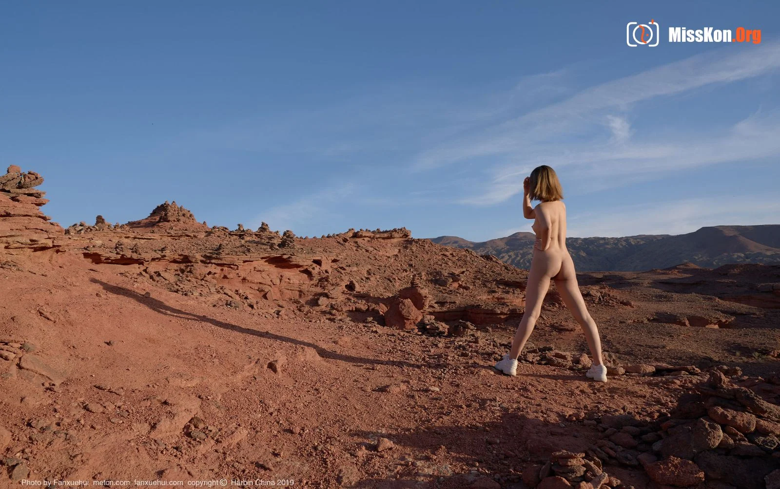 Lin Yunjiao: Red rock beauty (2019-09-26) - Photo 9