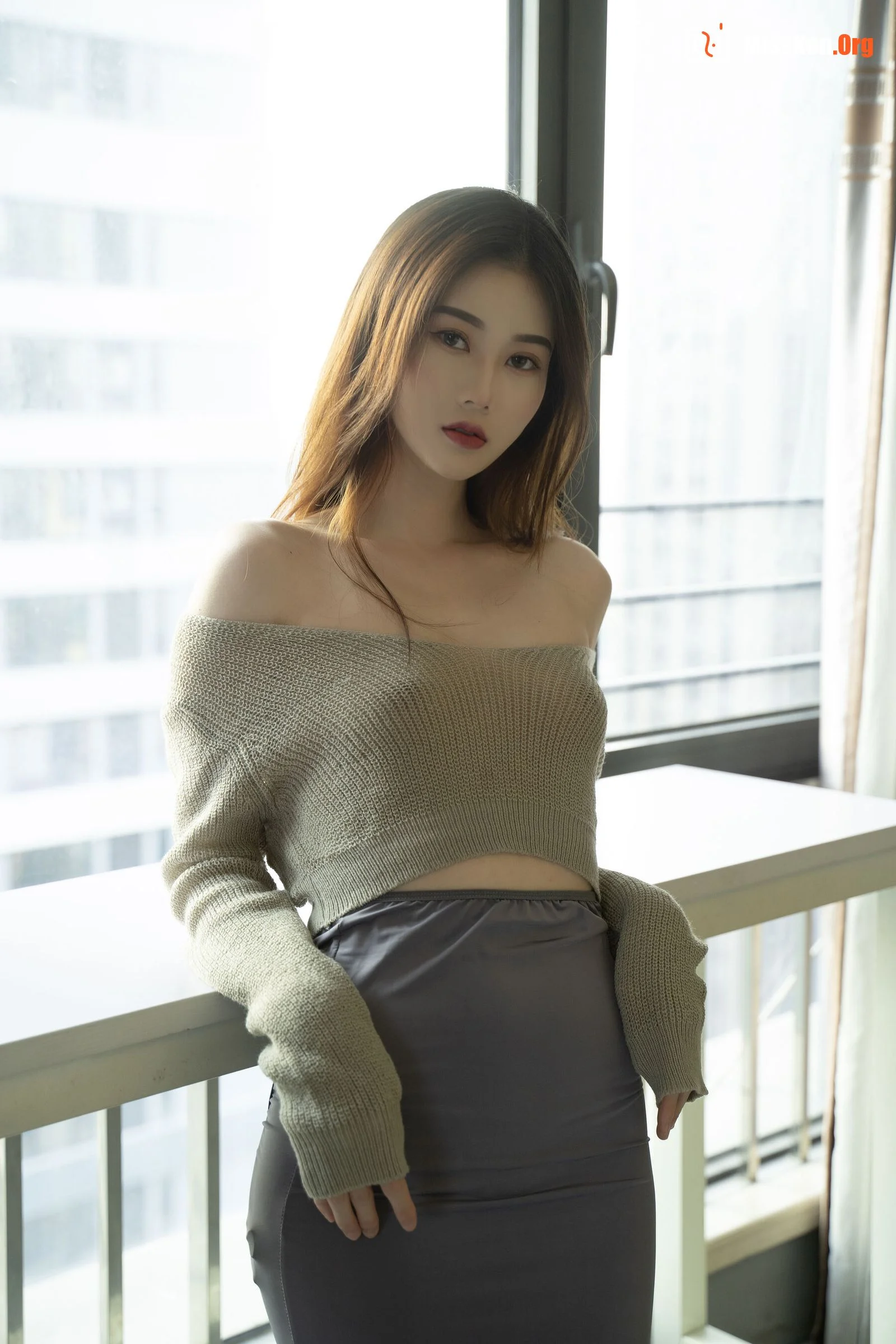 Ling Fan: Sister sweater - Photo 2