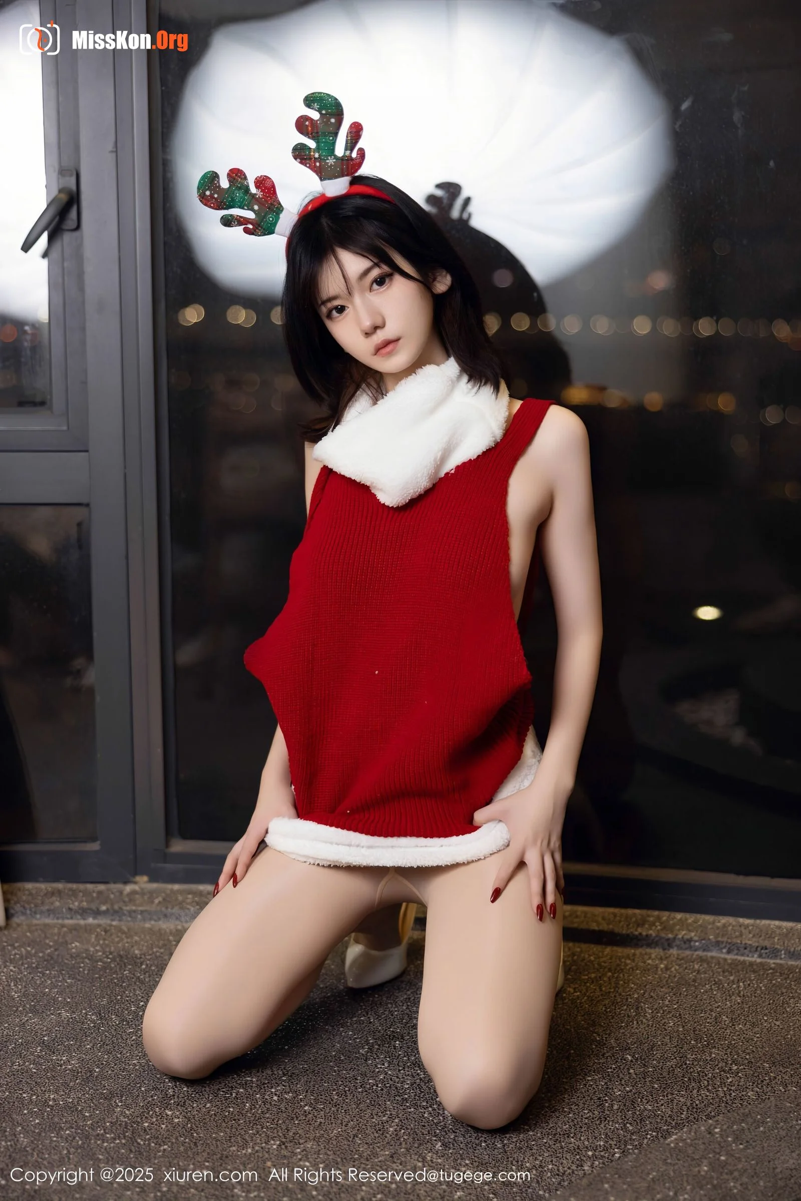 Ling Qiqi - Photo 15