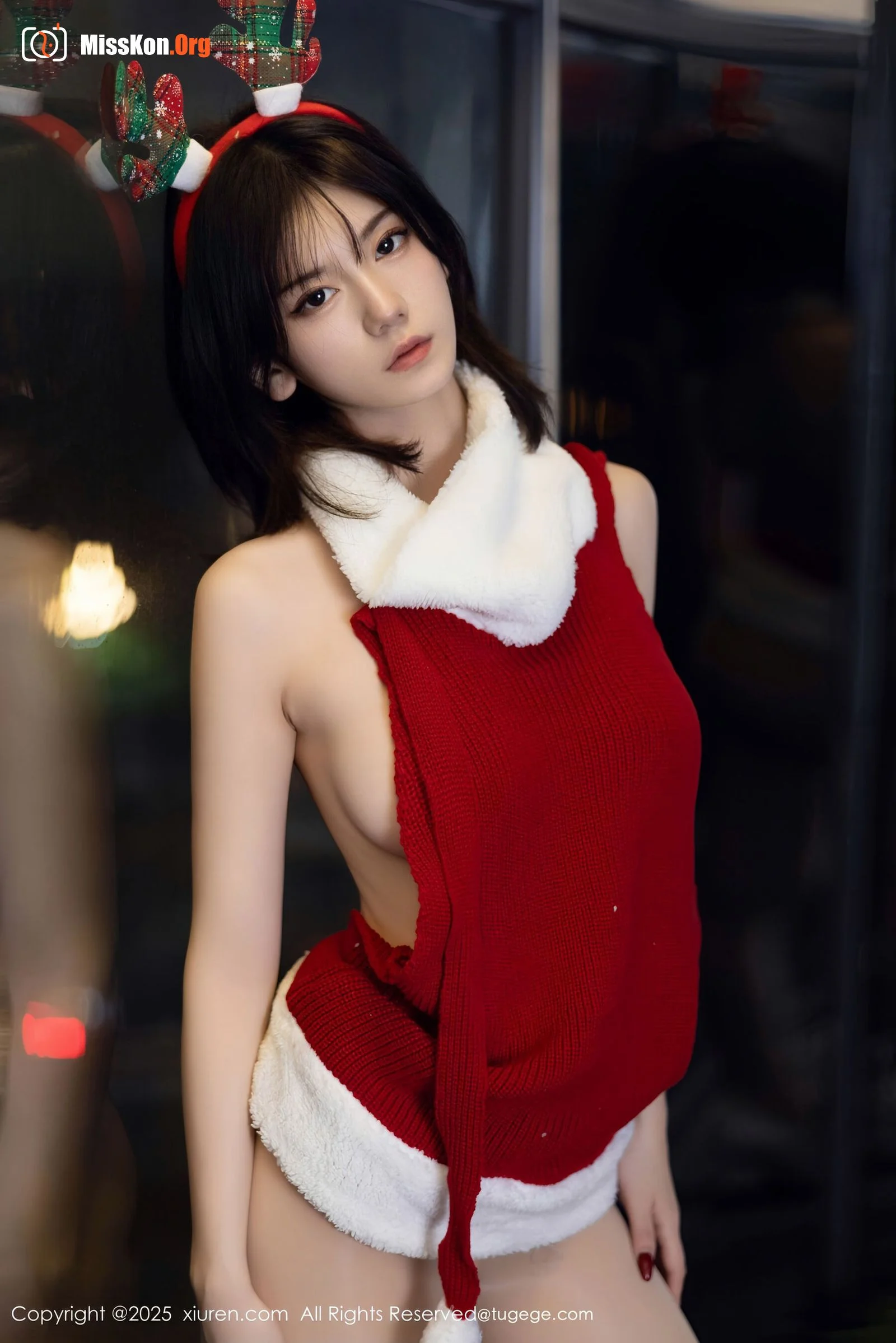Ling Qiqi - Photo 6