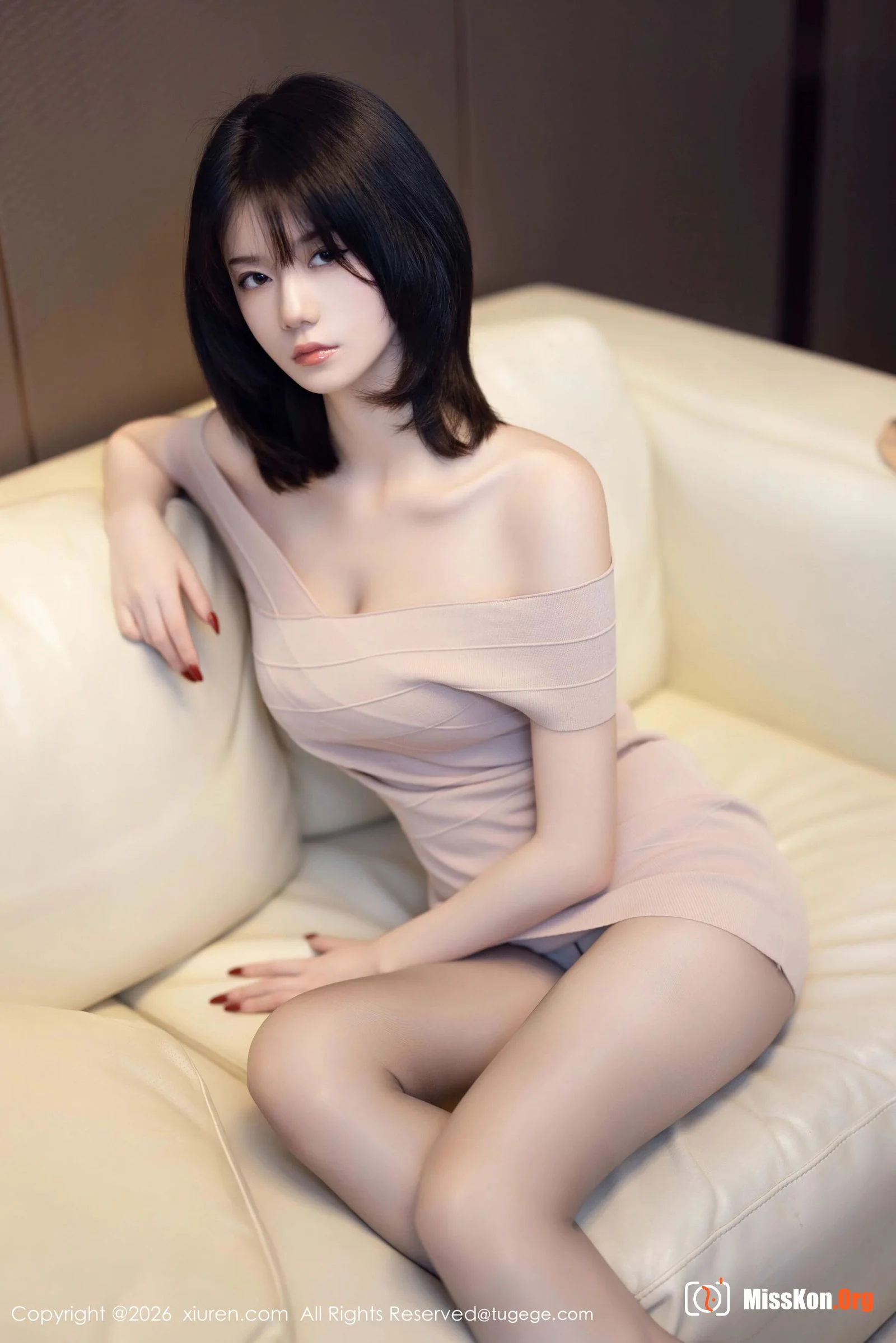 Ling Qiqi - Photo 10