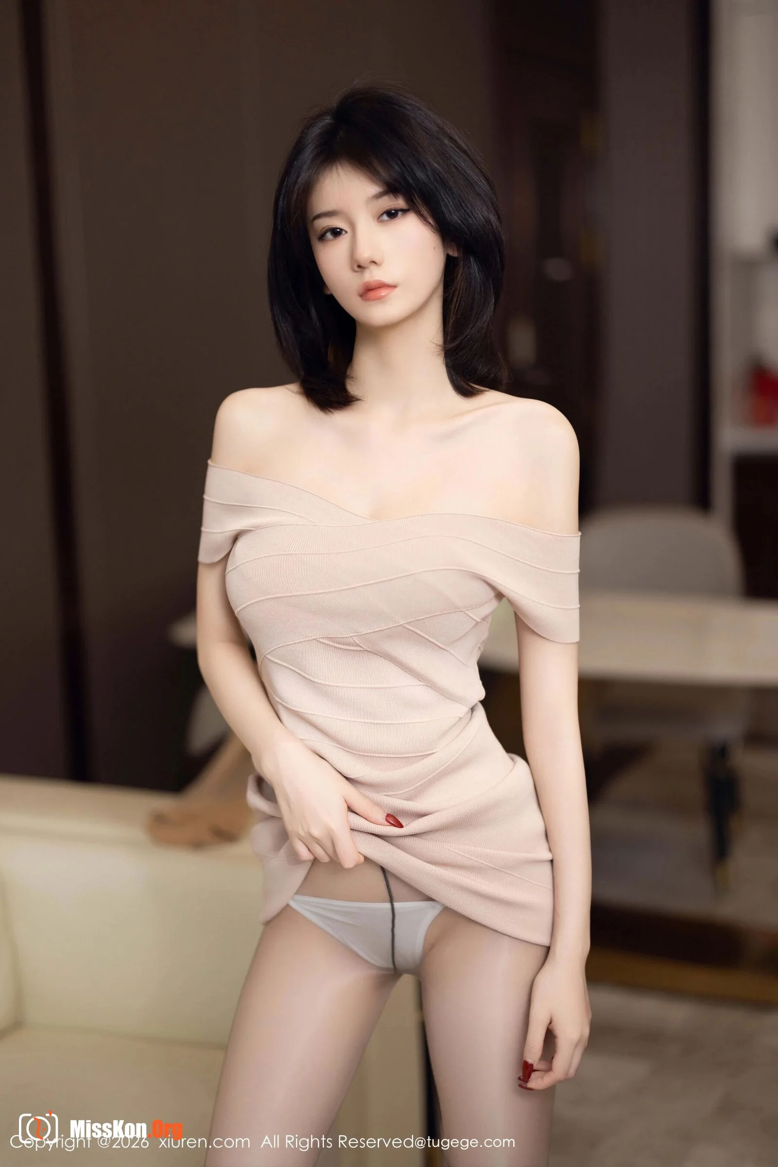 Ling Qiqi - Photo 18