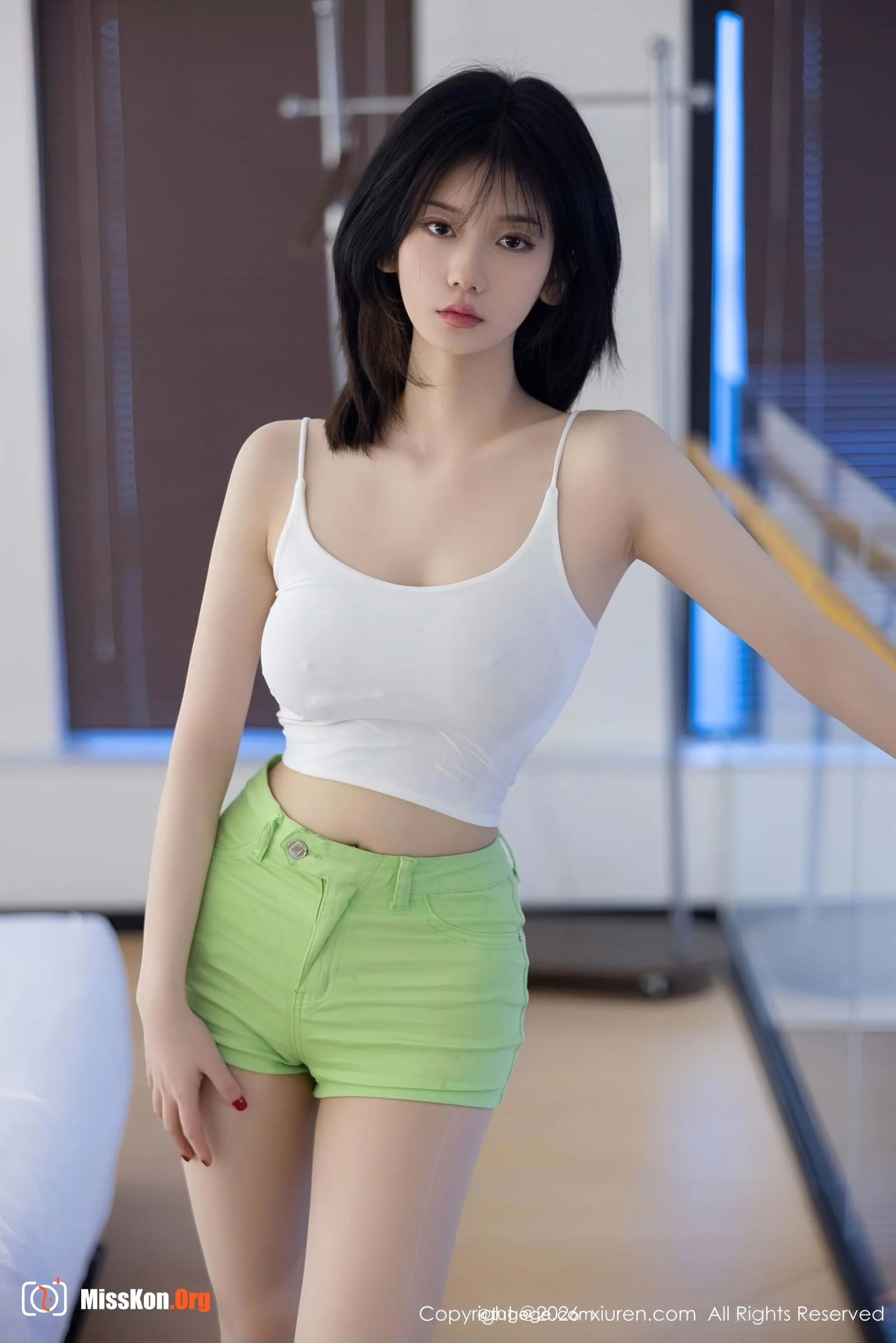 Ling Qiqi - Photo 5