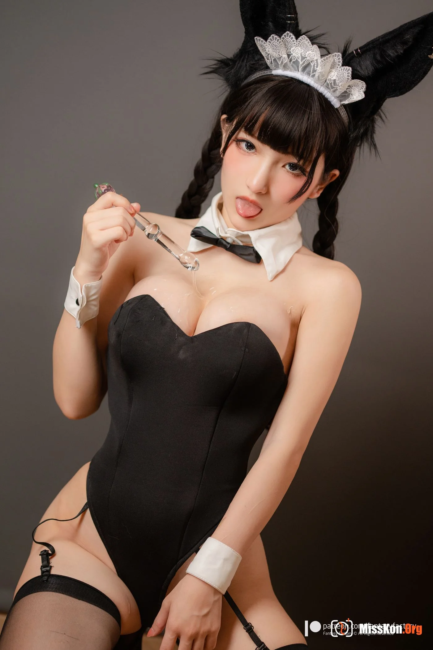 Little Ding: Bunny girl Maid - Photo 2