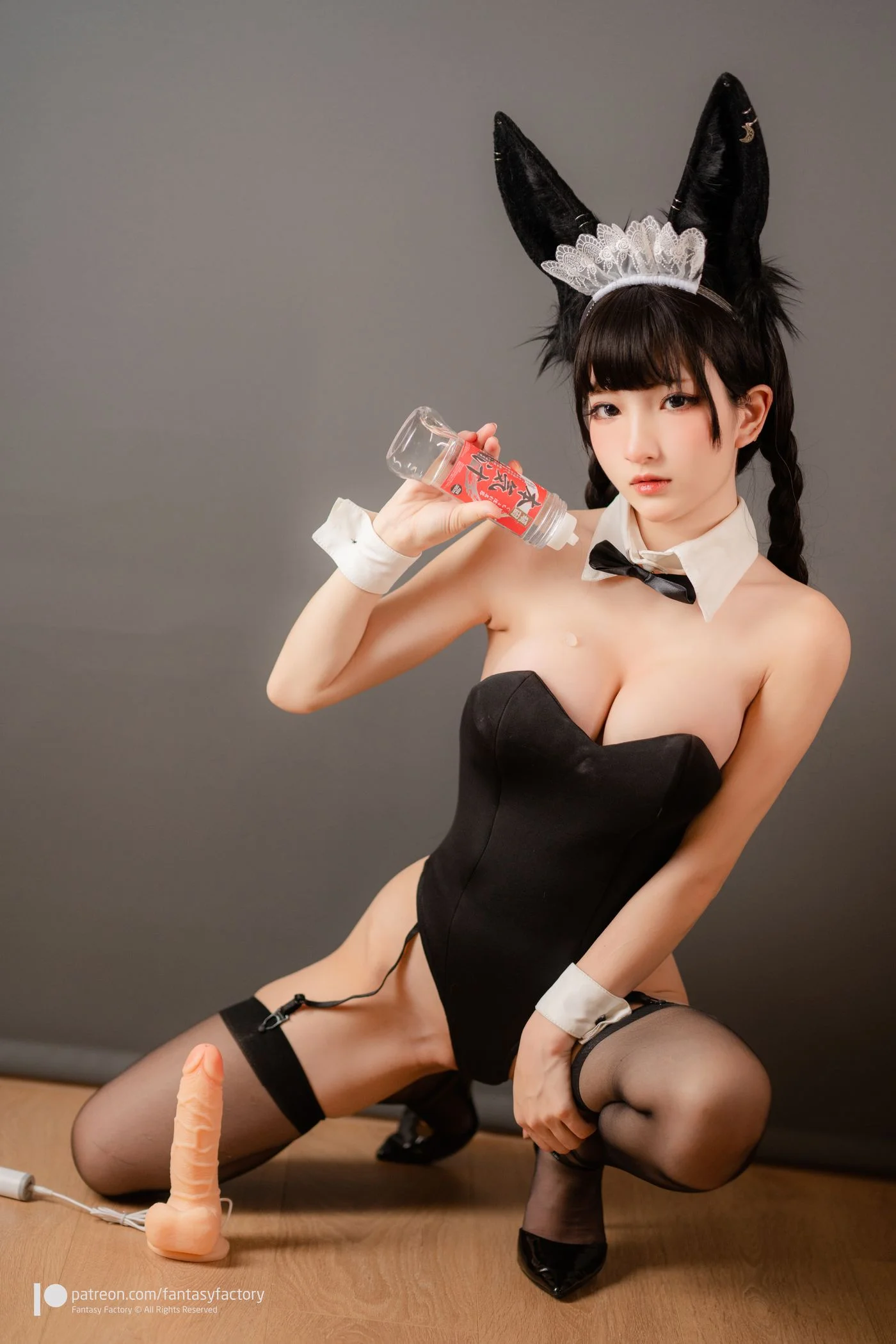 Little Ding: Bunny girl Maid