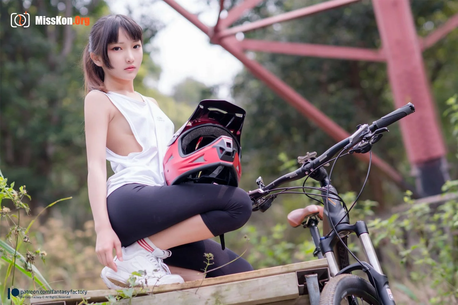 Little Ding: Cycling - Photo 2