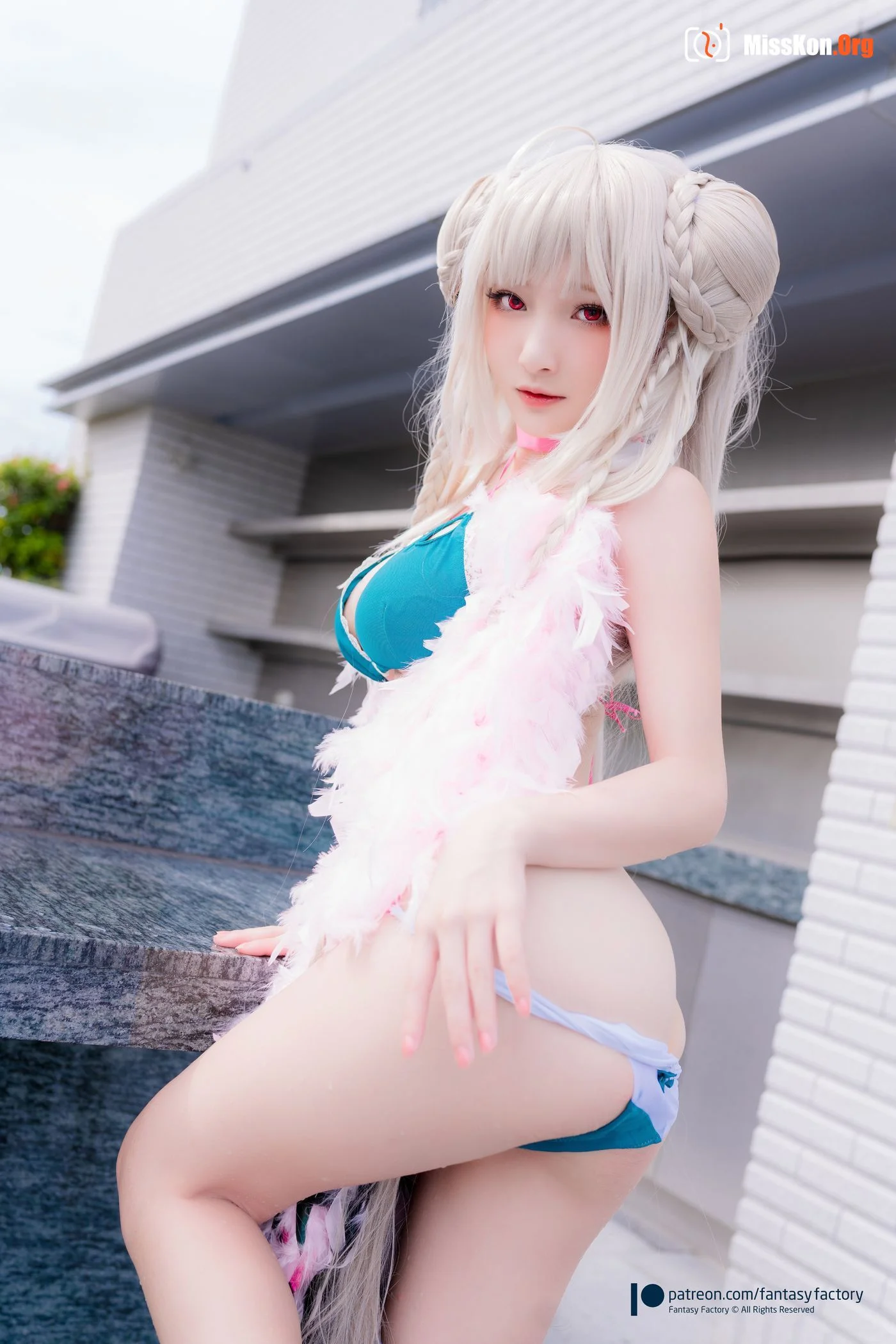 Little Ding: Formidable  swimsuit - Photo 11