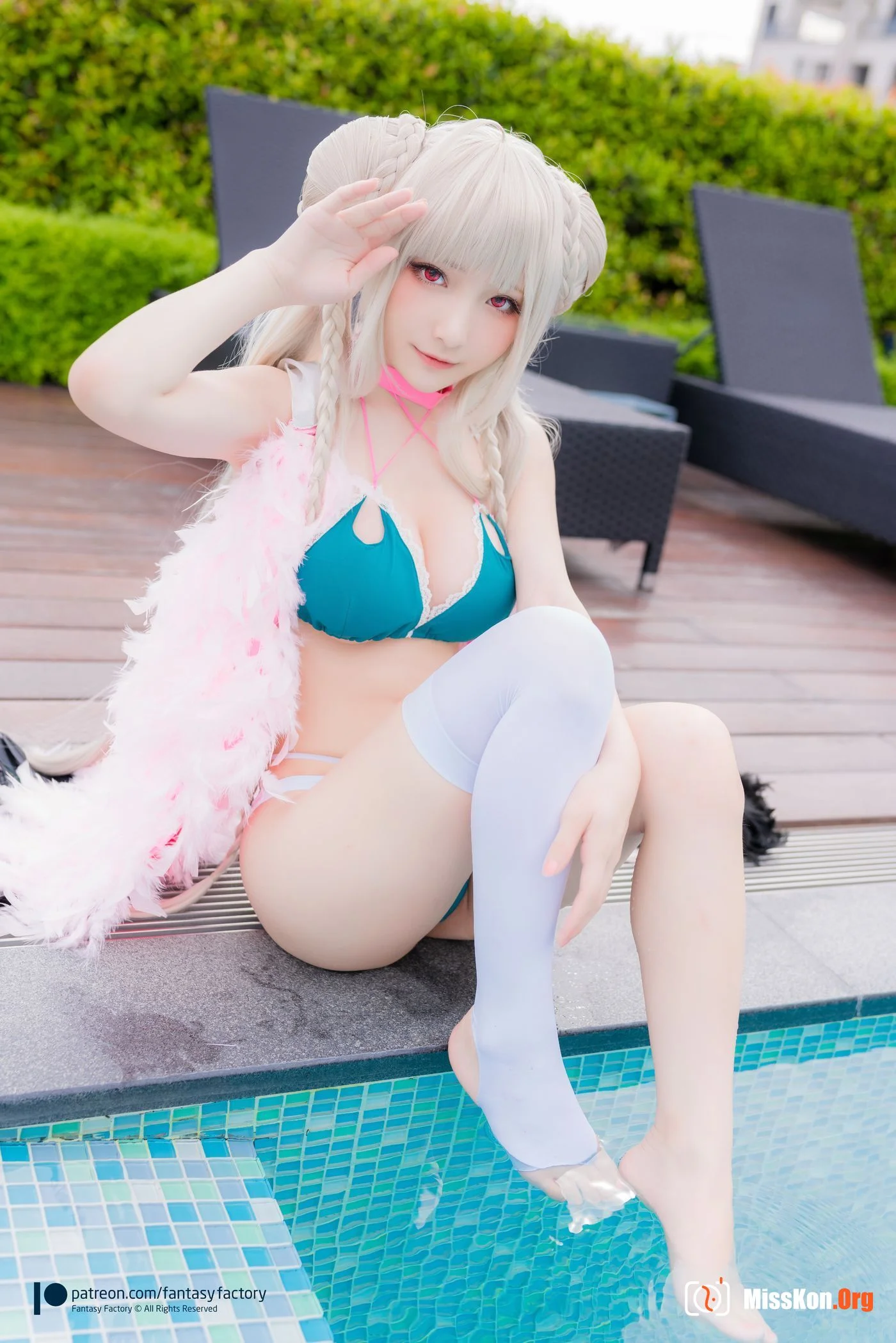 Little Ding: Formidable  swimsuit - Photo 14