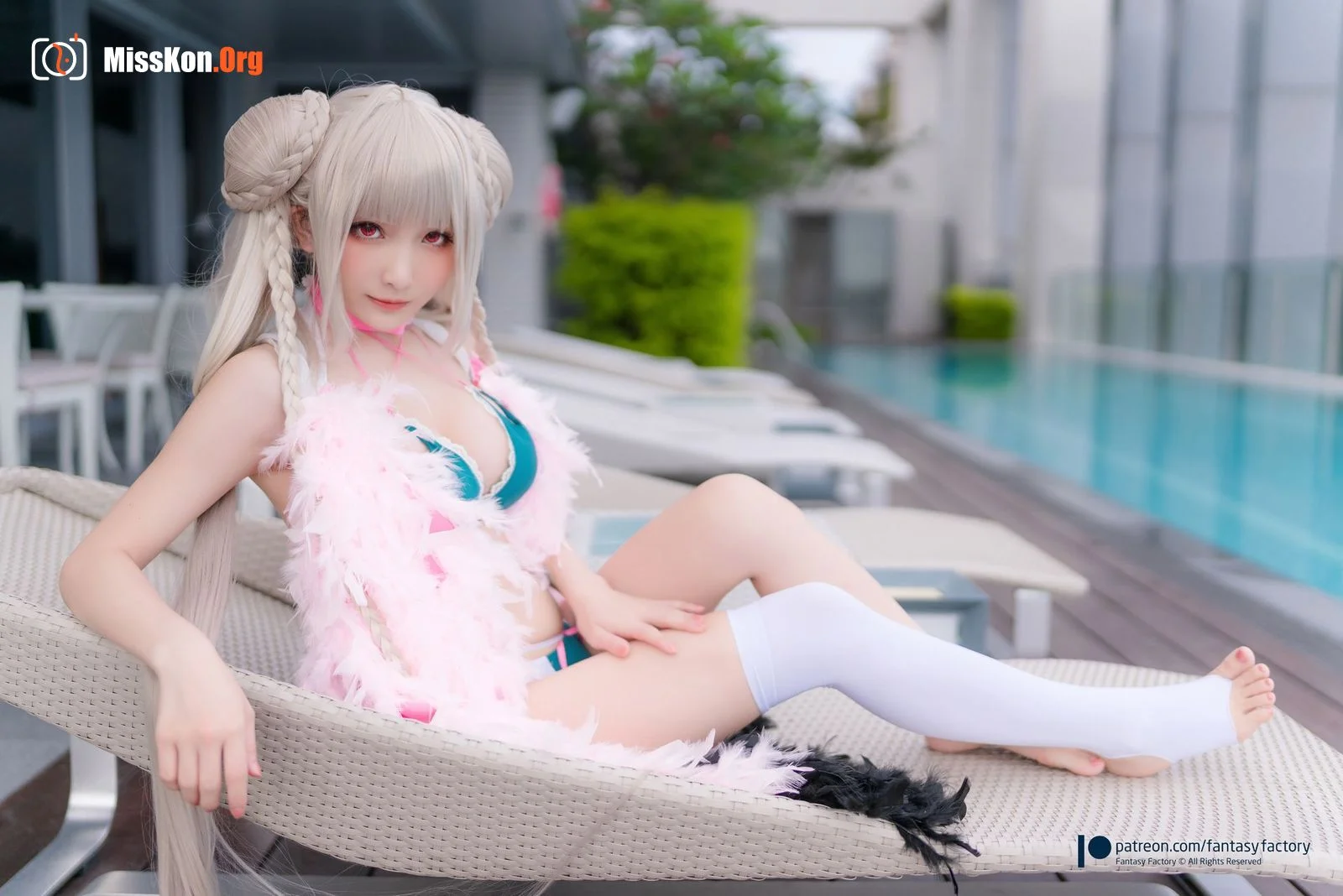 Little Ding: Formidable  swimsuit - Photo 15