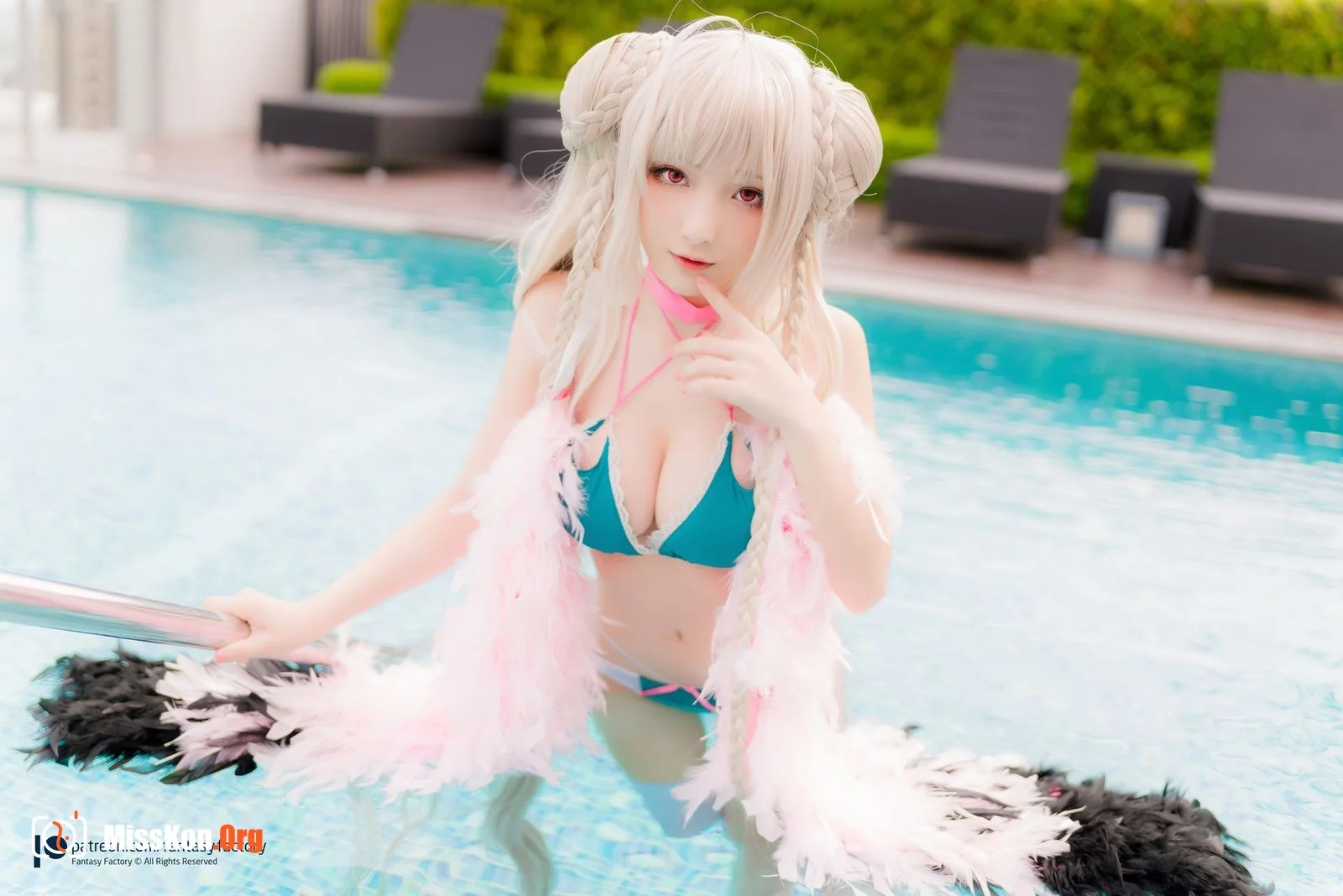 Little Ding: Formidable  swimsuit - Photo 2