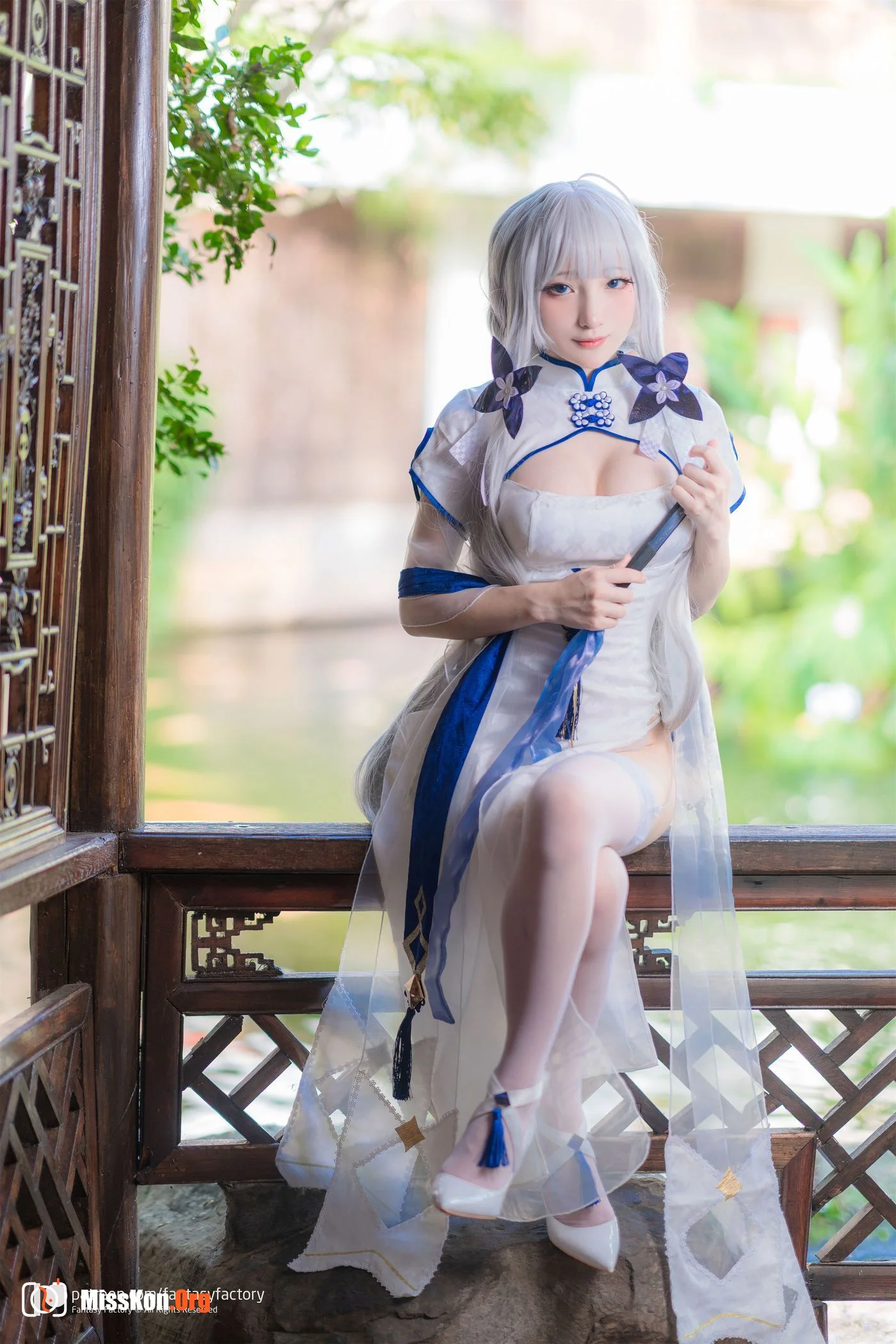 Little Ding: HMS Illustrious Aircraft Carrier cheongsam - Photo 12