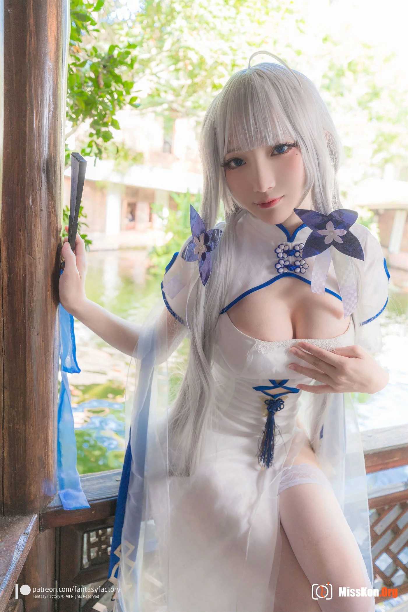 Little Ding: HMS Illustrious Aircraft Carrier cheongsam - Photo 15