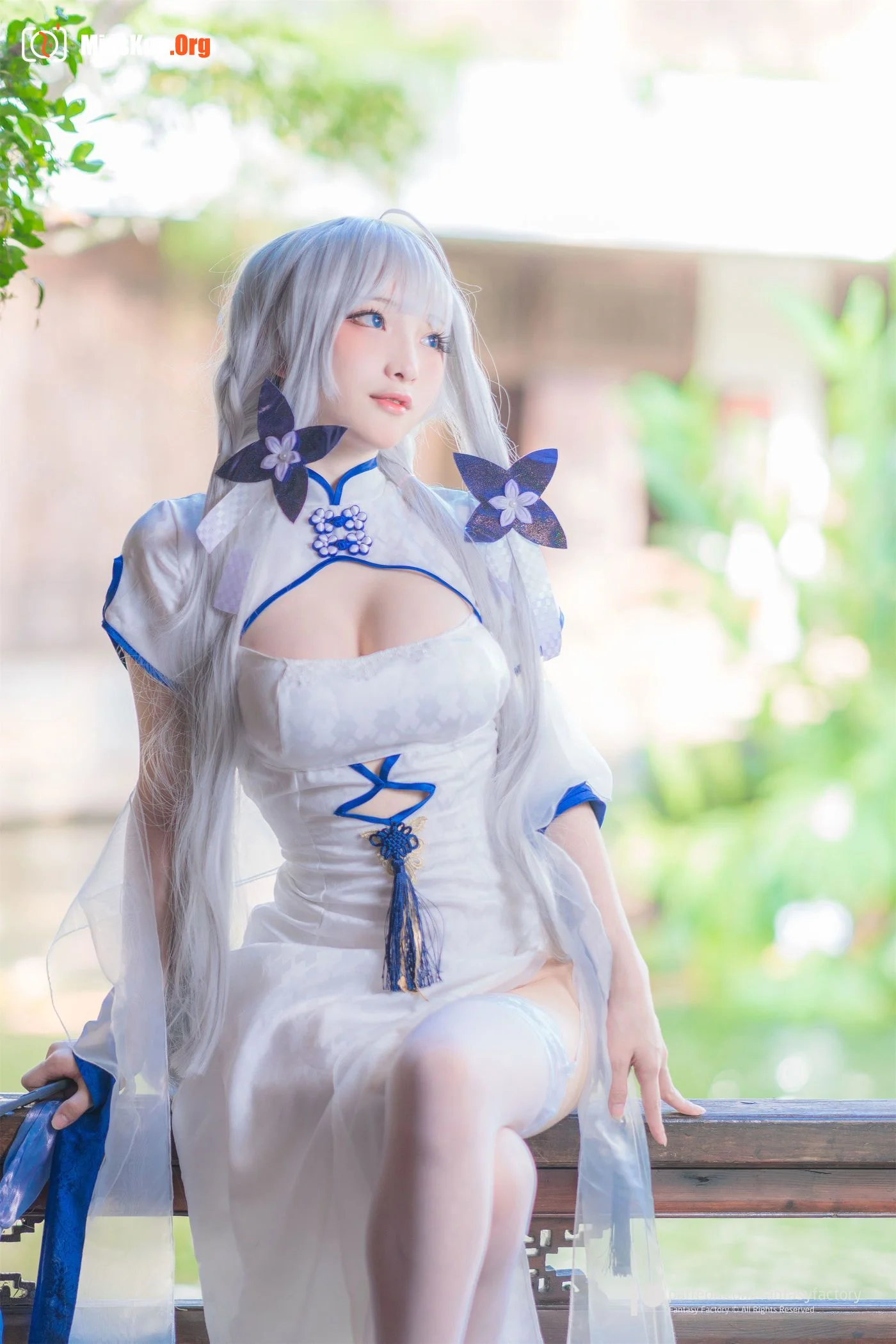 Little Ding: HMS Illustrious Aircraft Carrier cheongsam - Photo 2