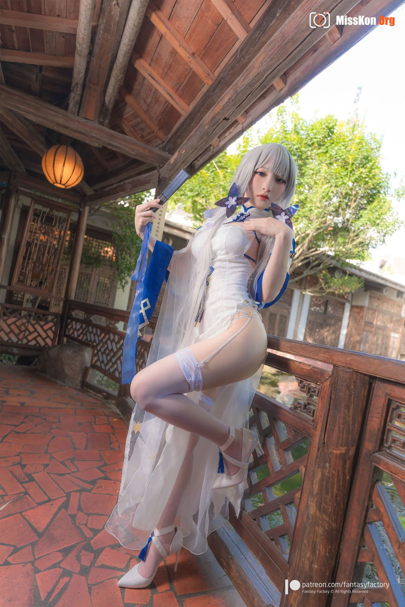 Little Ding: HMS Illustrious Aircraft Carrier cheongsam - Photo 4