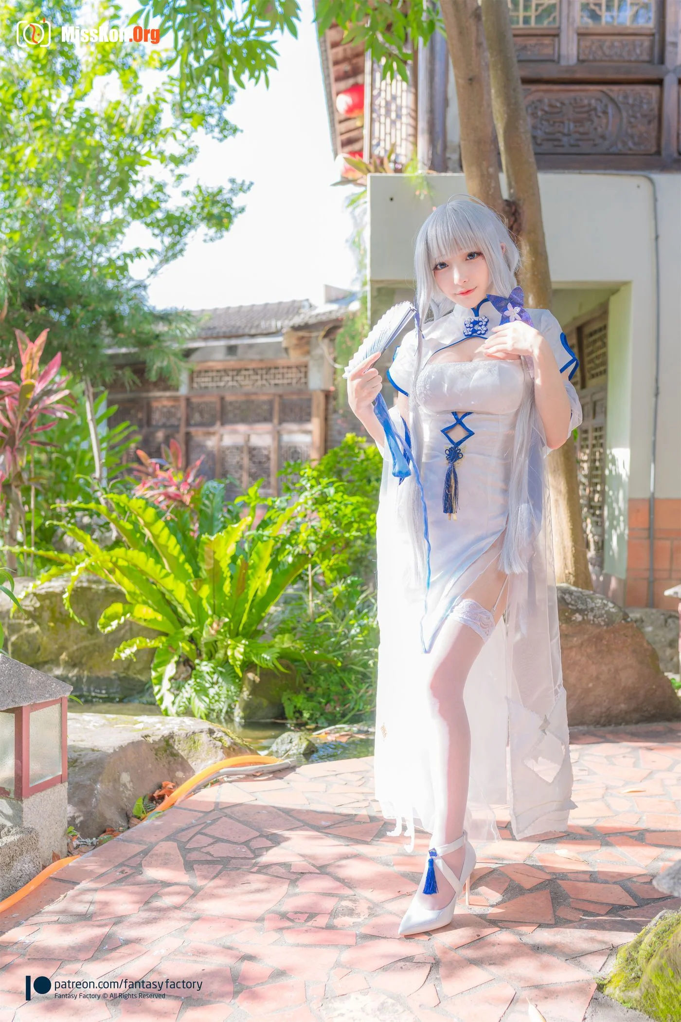 Little Ding: HMS Illustrious Aircraft Carrier cheongsam - Photo 6