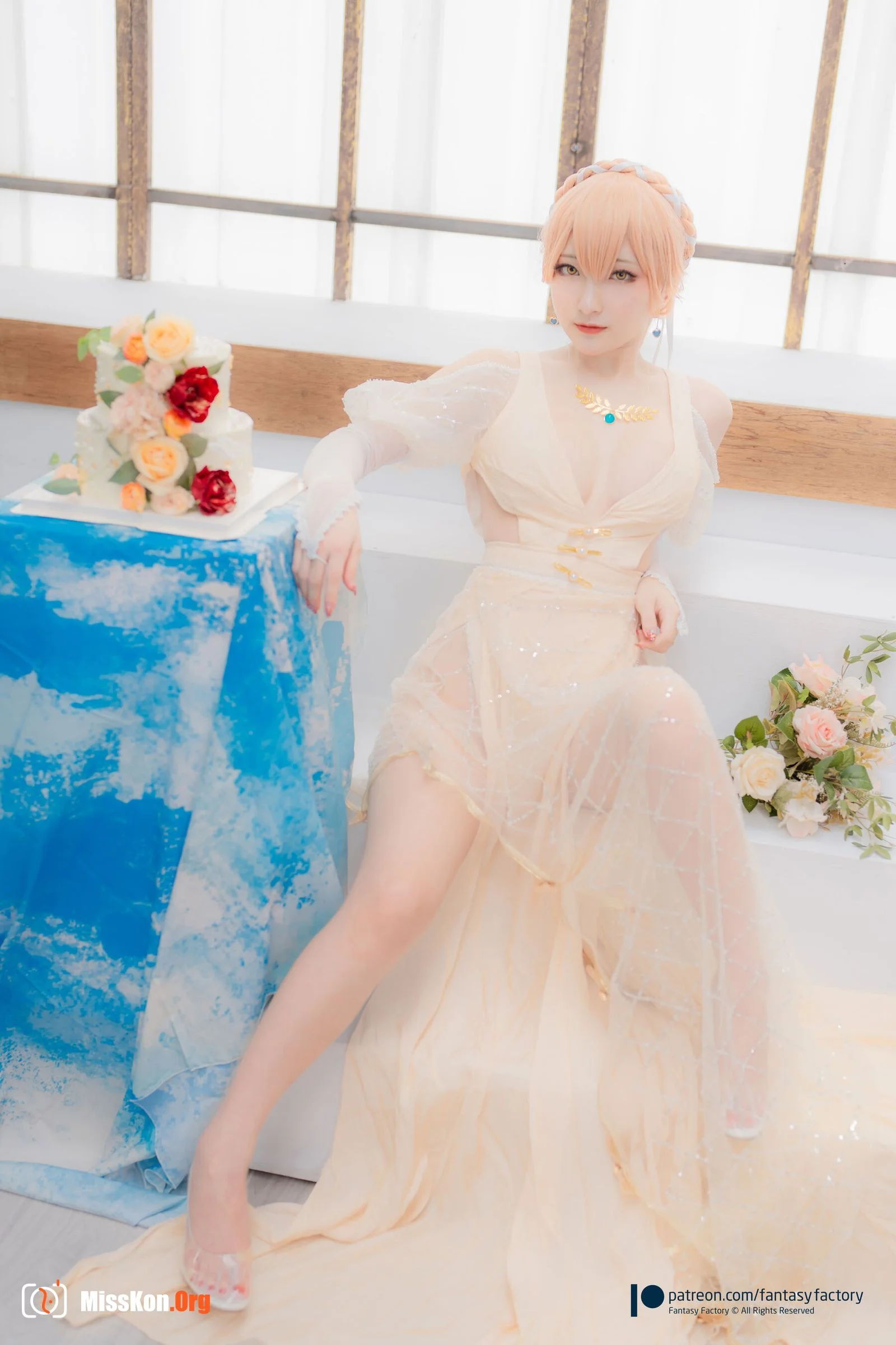 Little Ding: Ots-14 Wedding dress - Photo 13