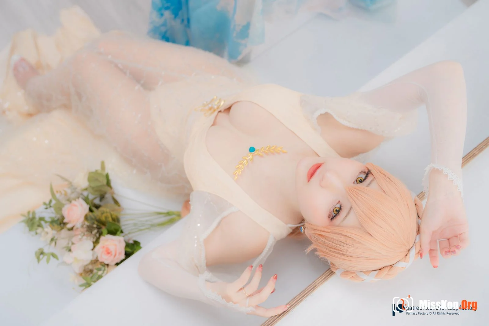 Little Ding: Ots-14 Wedding dress - Photo 14