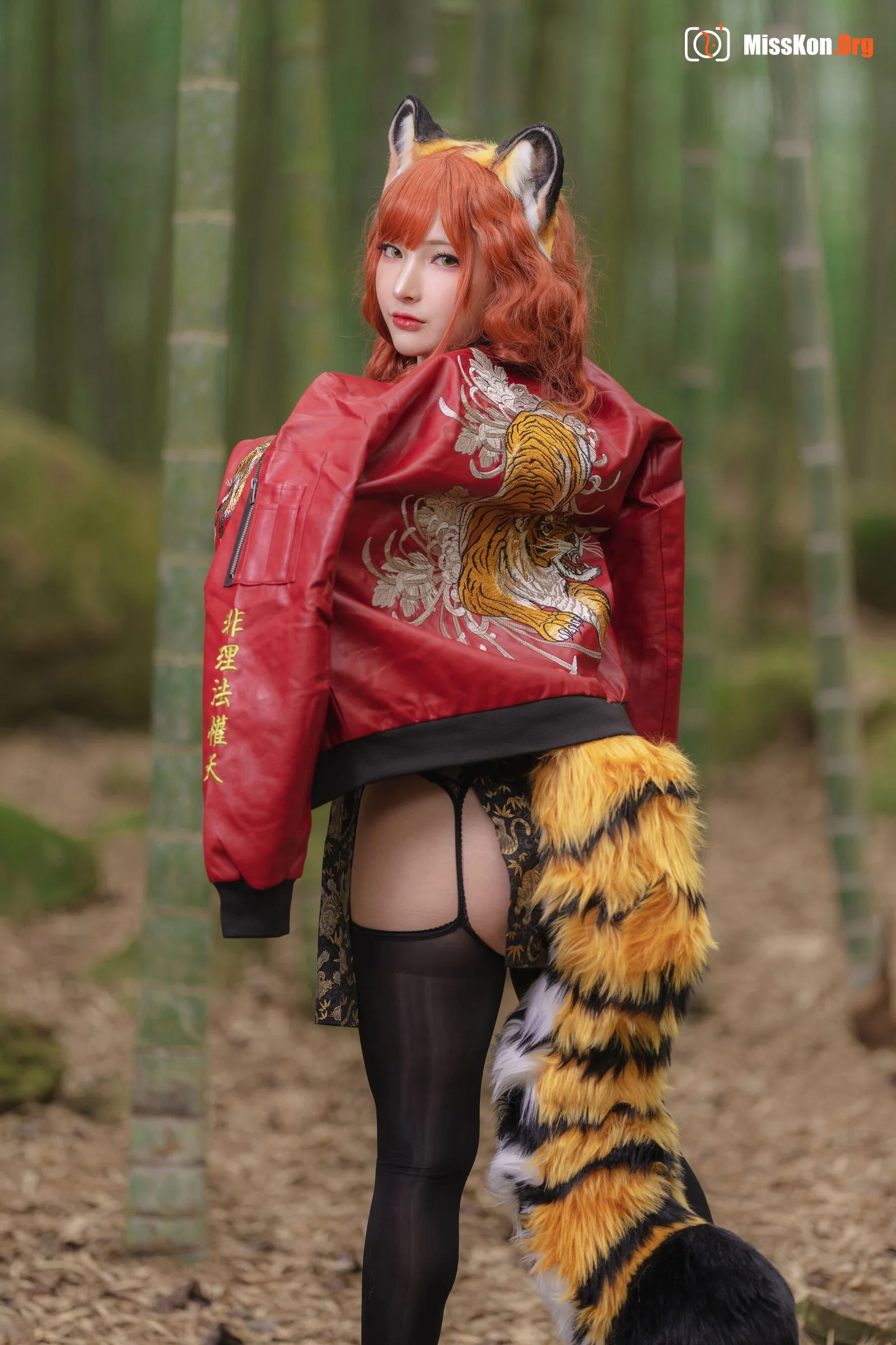 Little Ding: Tiger cheongsam - Photo 6