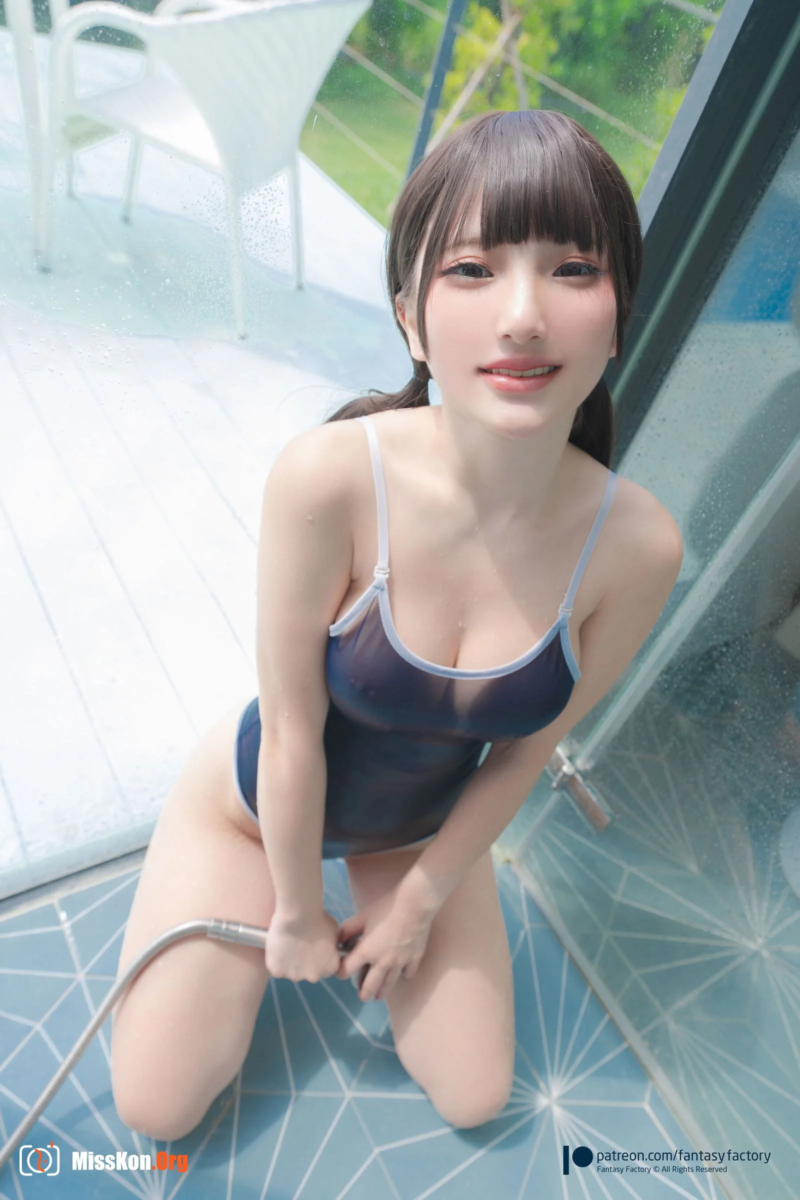 Little Ding: Transparent School Swimsuit - Photo 19