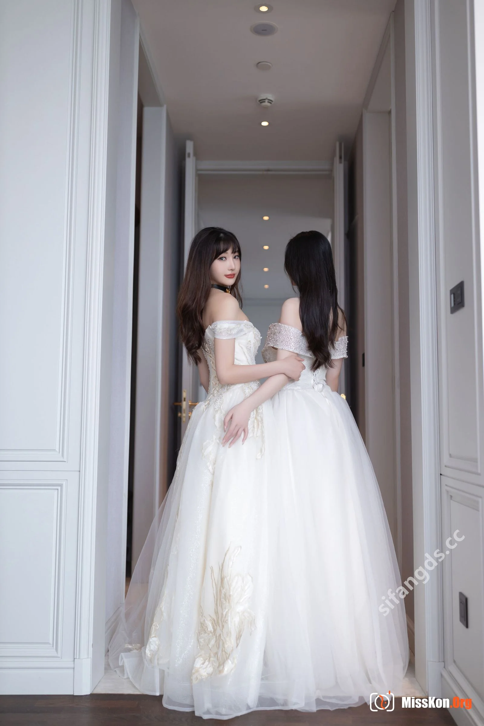 Little Doudou & Lu Xuanxuan: Private purchase outflow - Photo 12