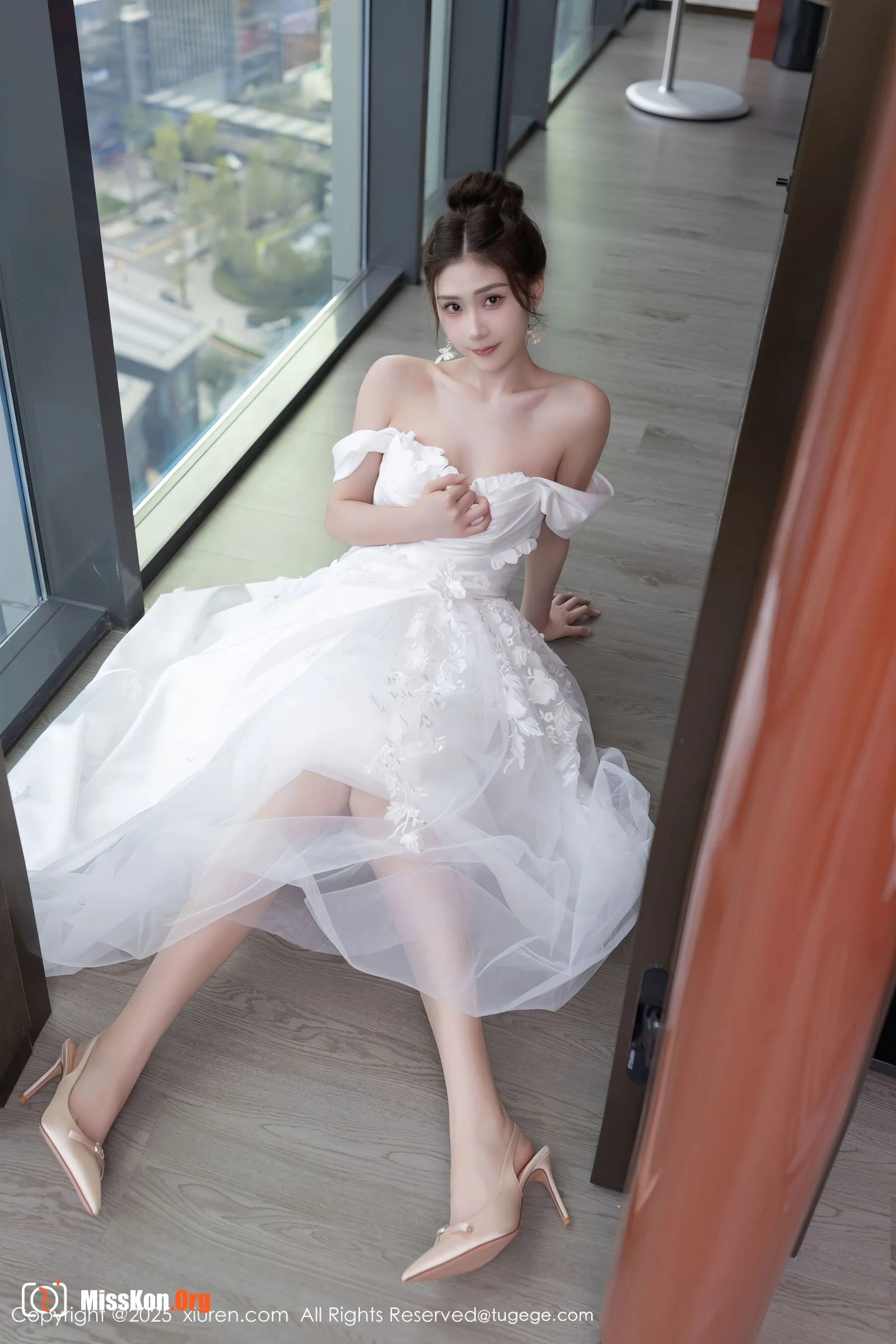 Liu Tingting - Photo 12