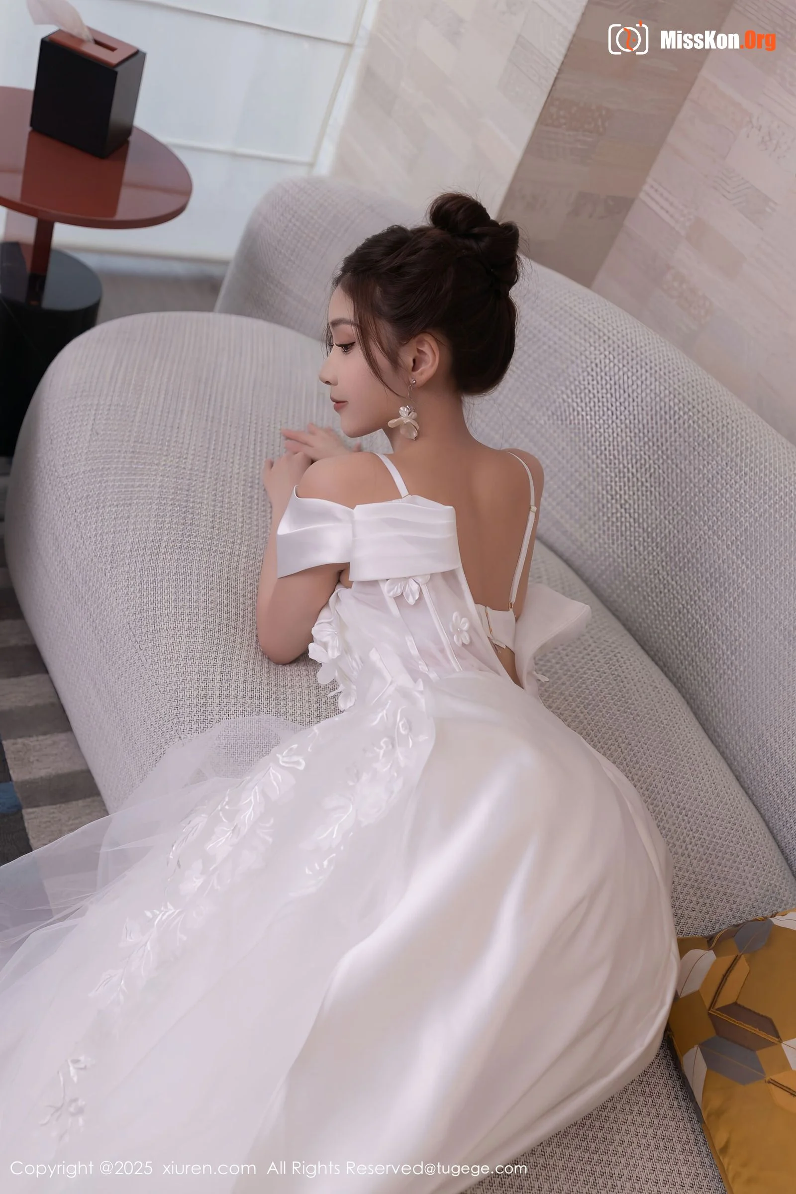 Liu Tingting - Photo 13
