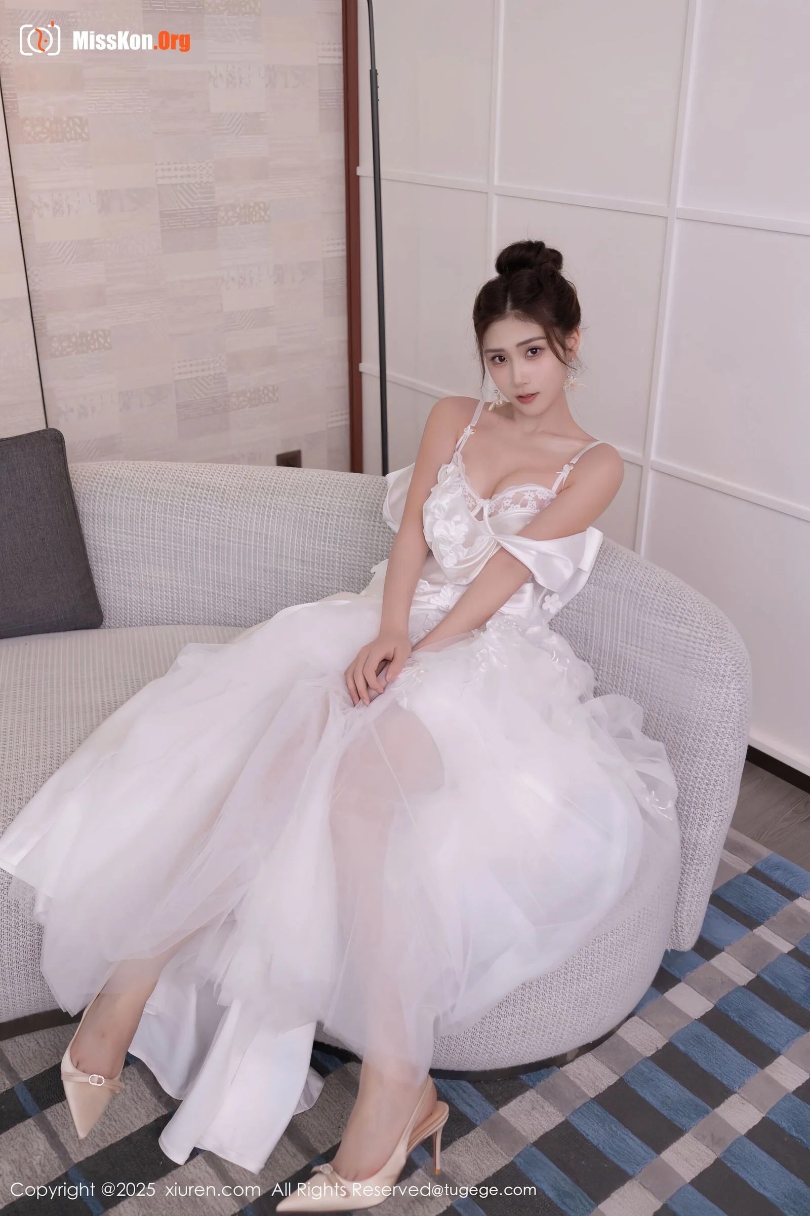 Liu Tingting - Photo 19