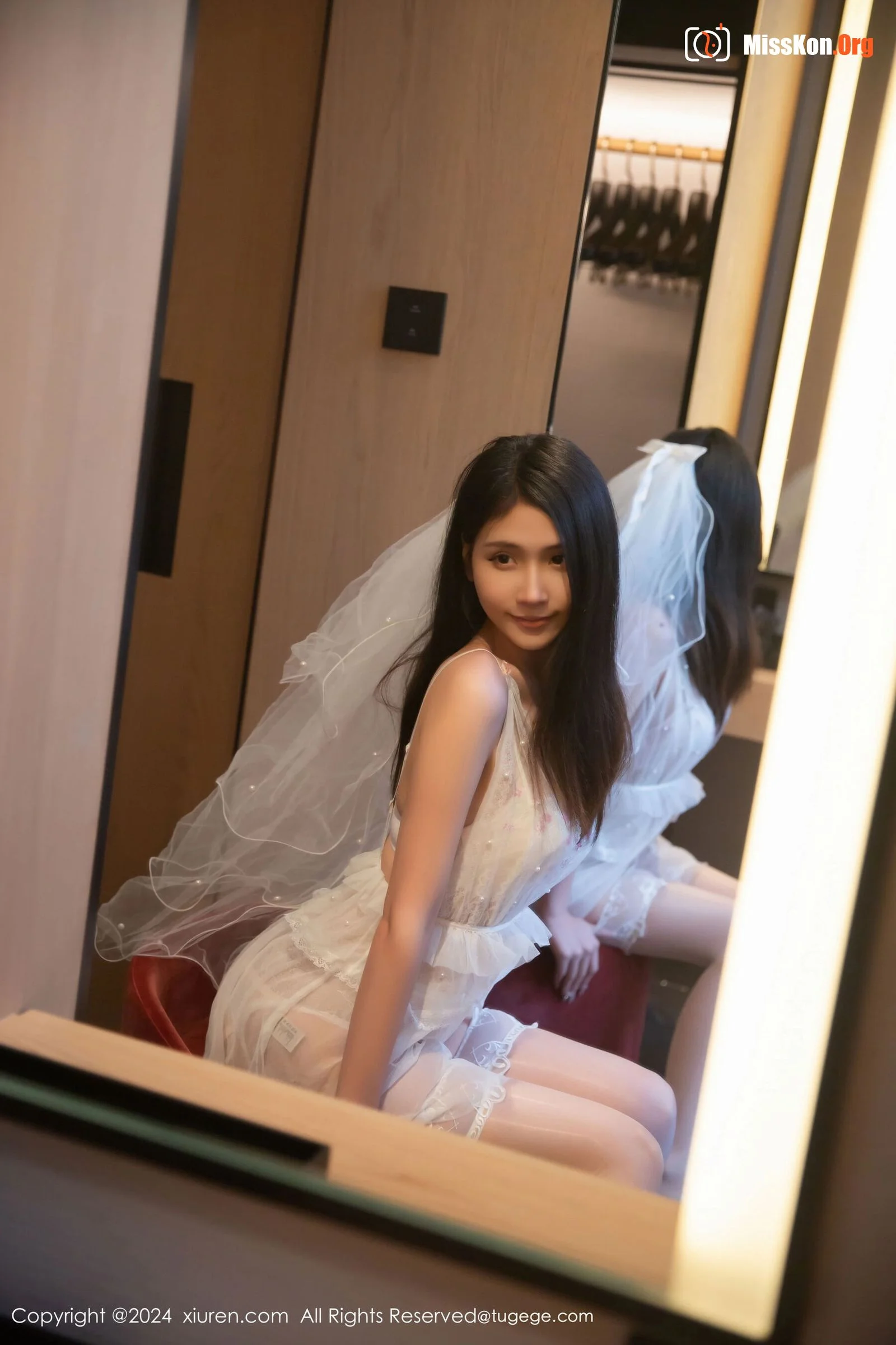 Liu Tingting - Photo 12