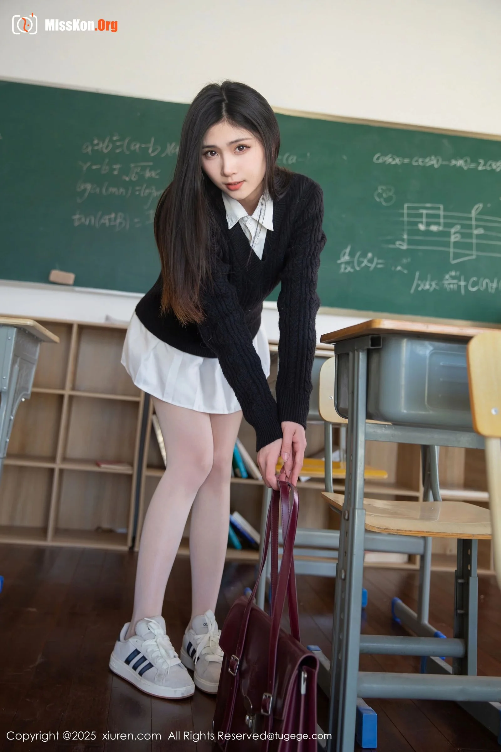 Liu Tingting - Photo 3