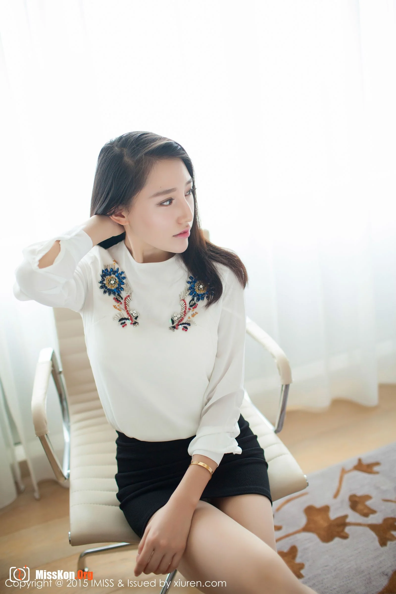 Liu Yining - Photo 30