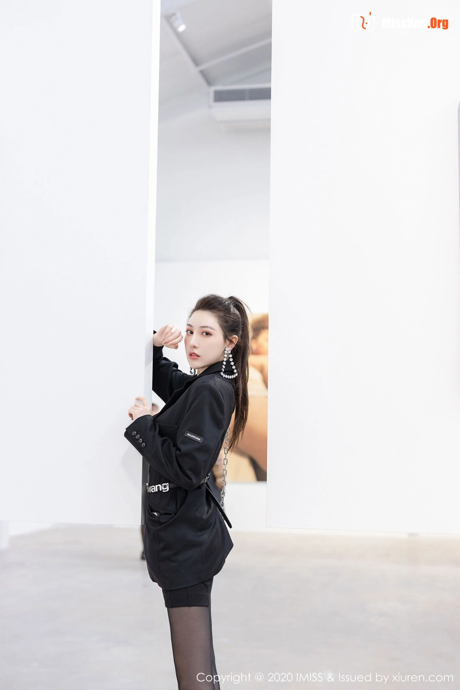 Liu Yining - Photo 32