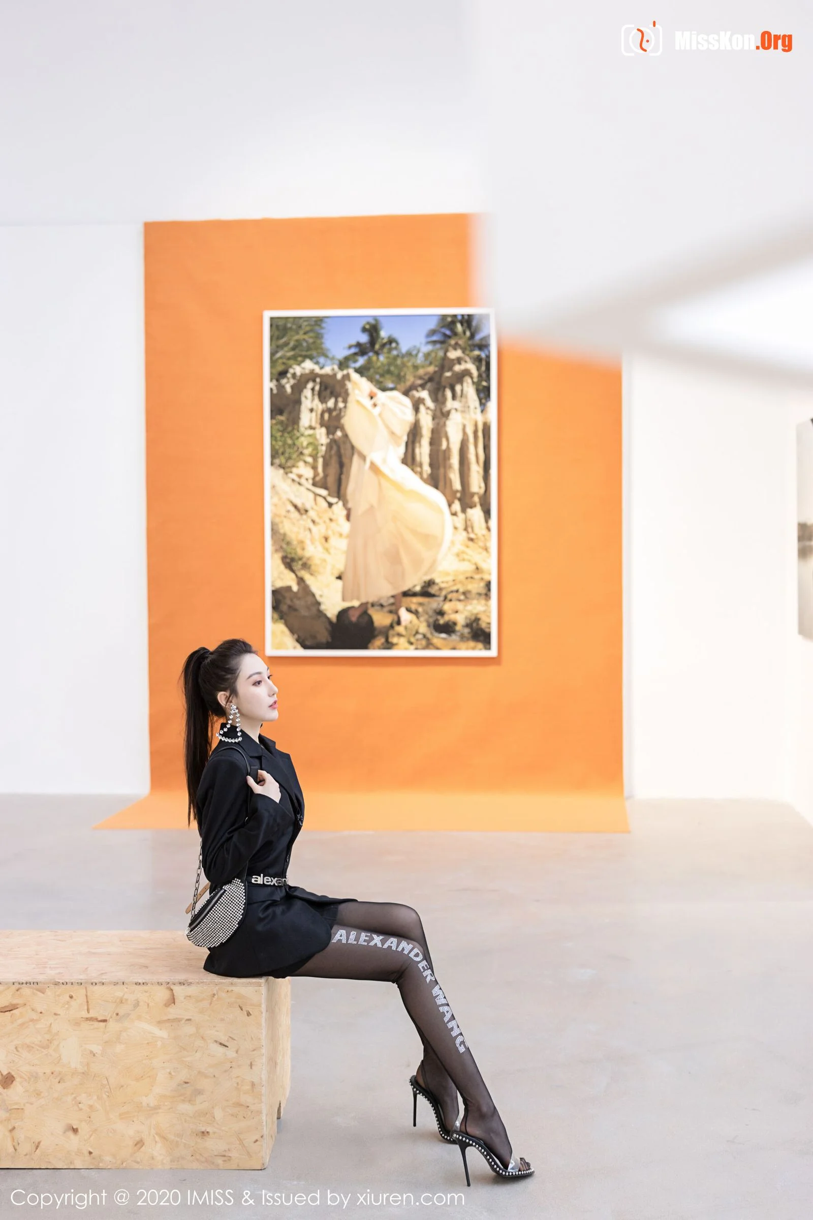Liu Yining - Photo 33