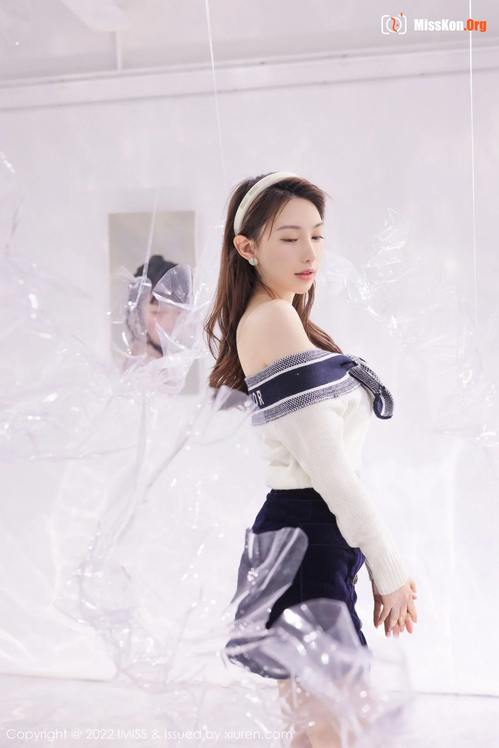 Liu Yining - Photo 16
