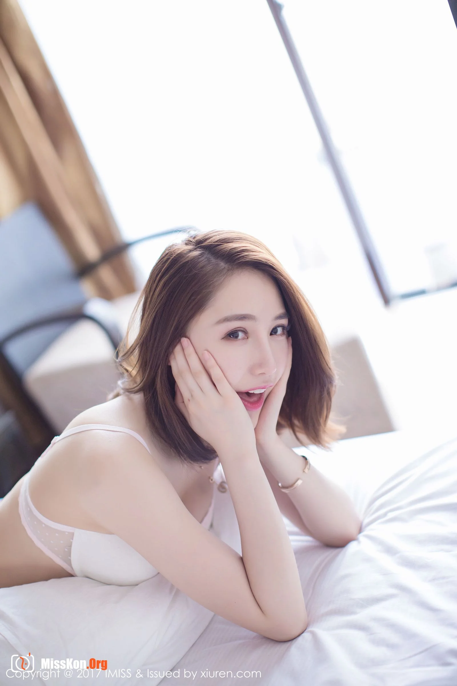 Liu Yining - Photo 40