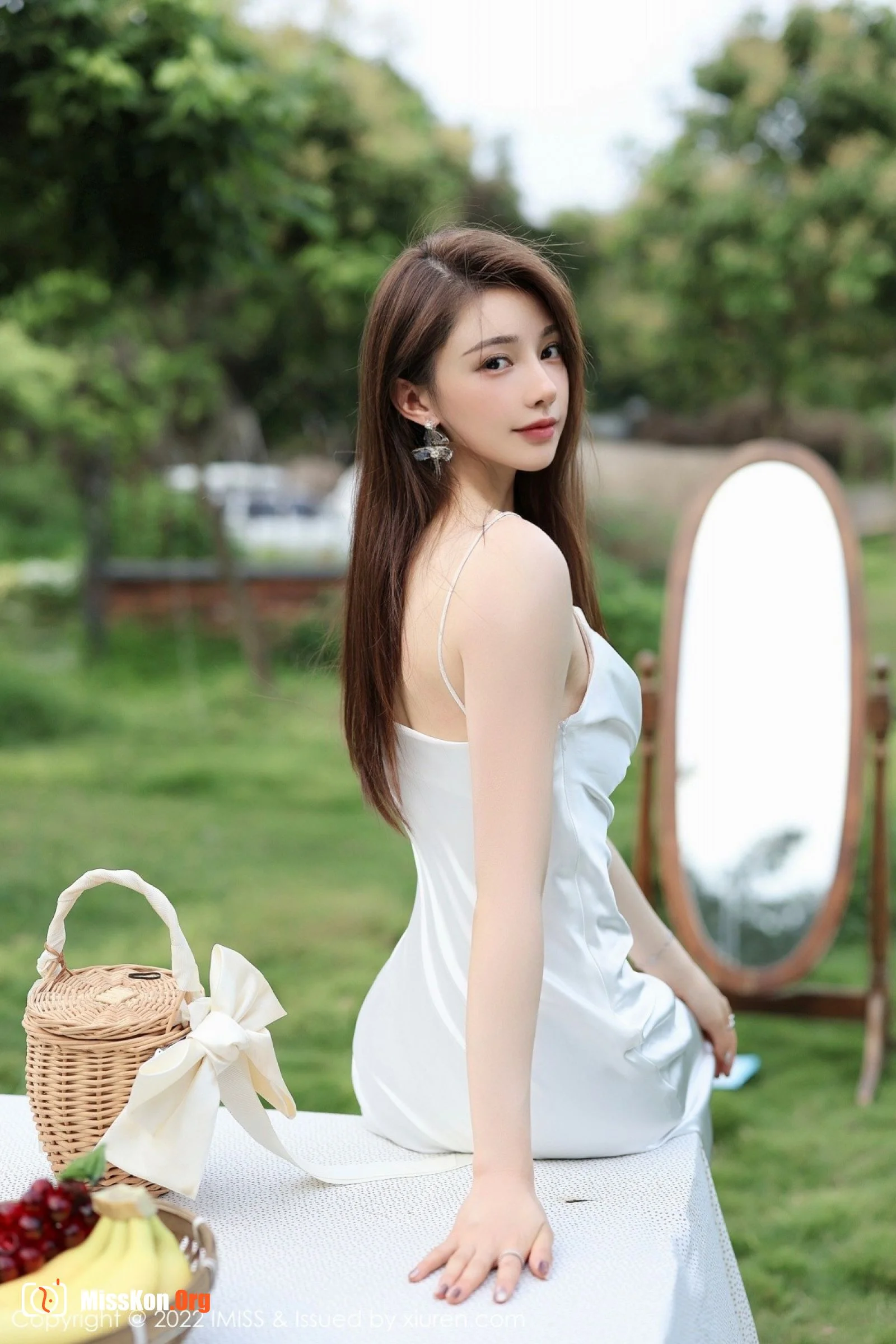 Liu Yining - Photo 17
