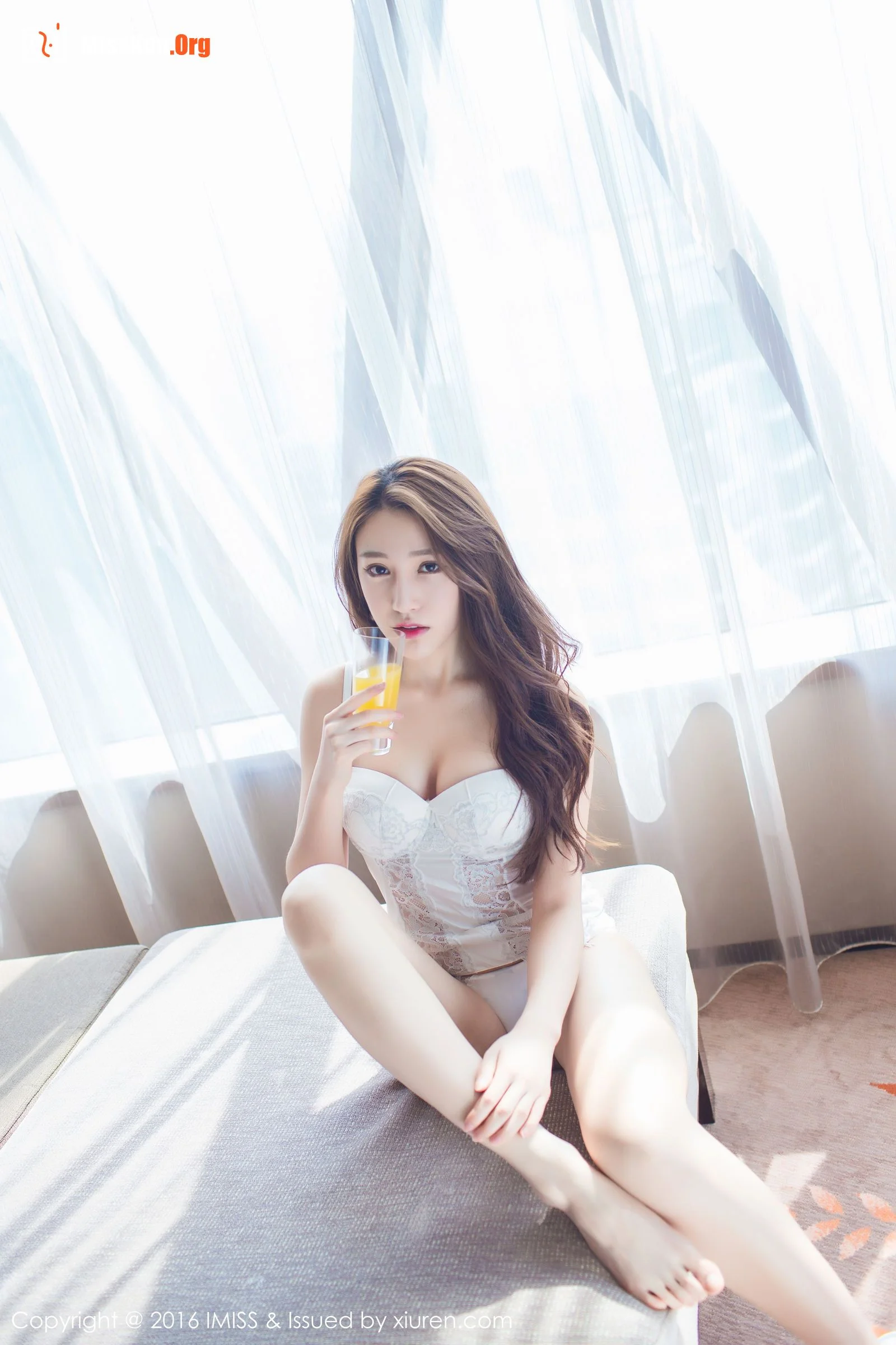 Liu Yining - Photo 31