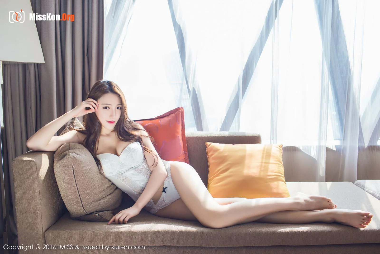 Liu Yining - Photo 49