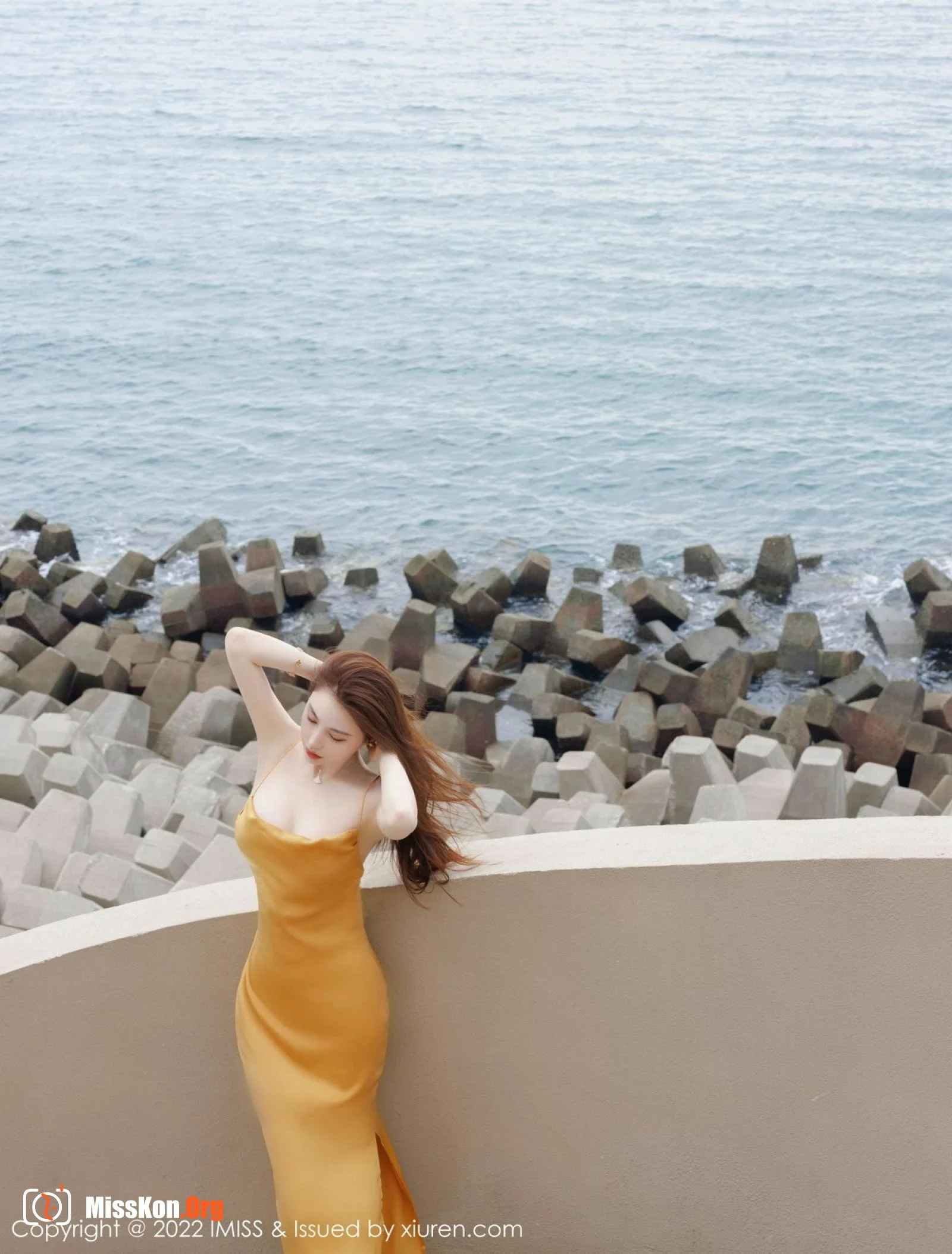 Liu Yining - Photo 23